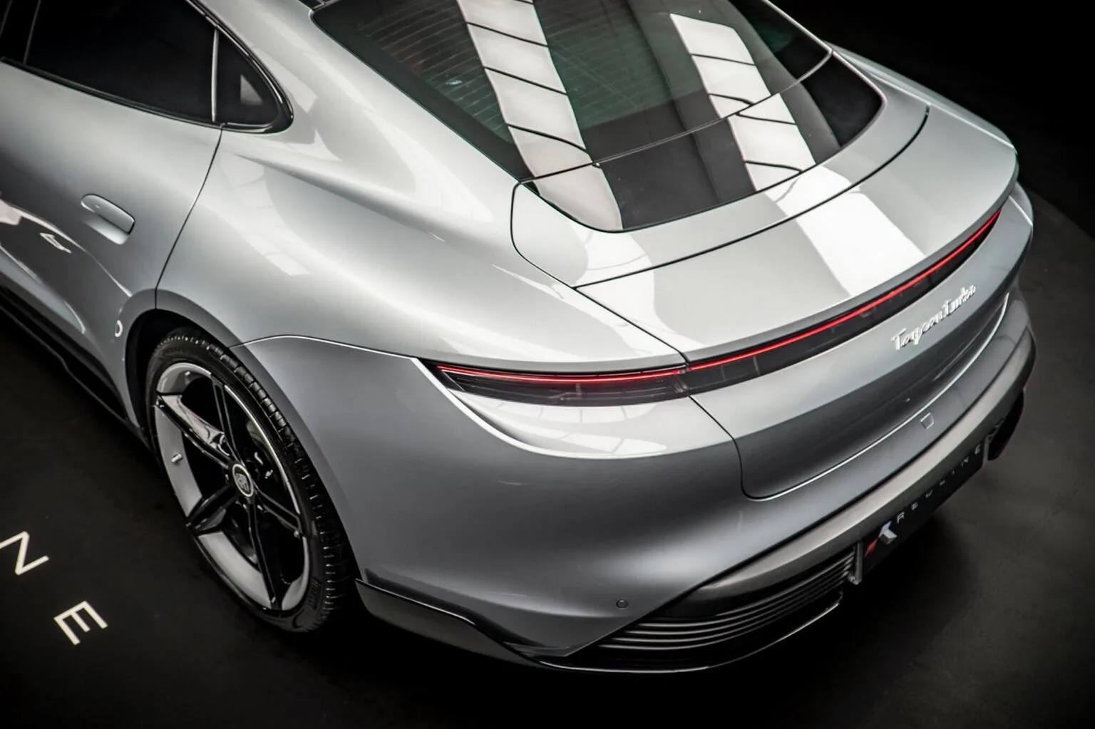 2021 Porsche Taycan Turbo, 18/30