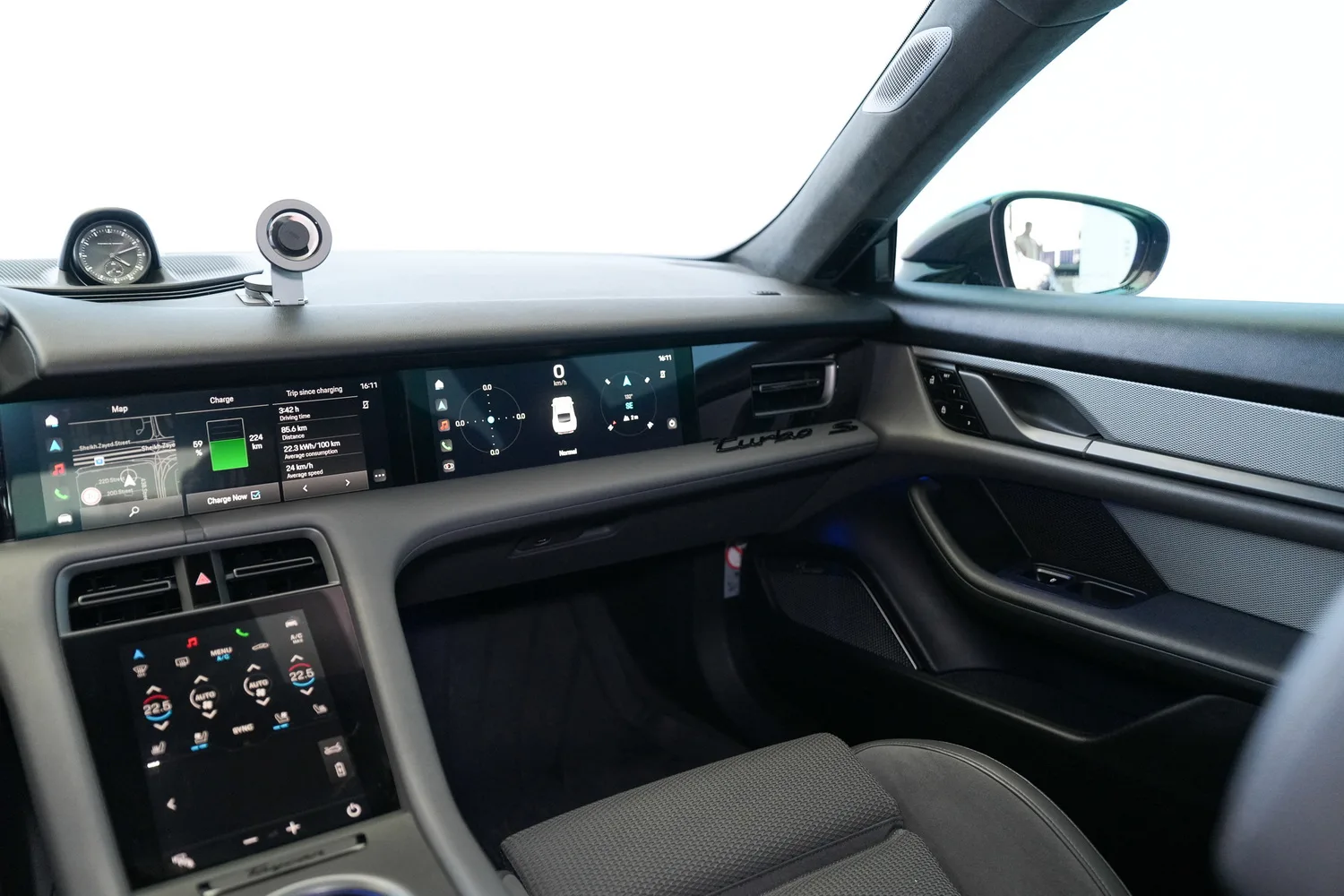 2021 Porsche Taycan Turbo S, 17/20