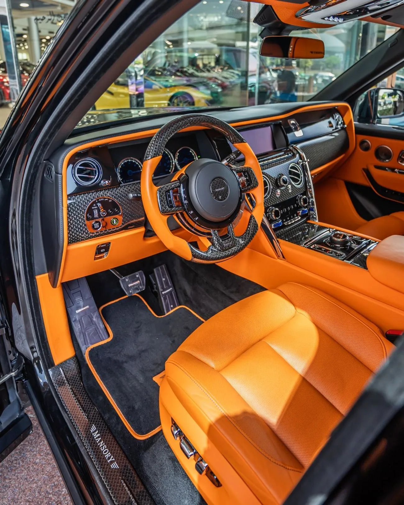 2021 Rolls-Royce Cullinan Black Badge, 16/23