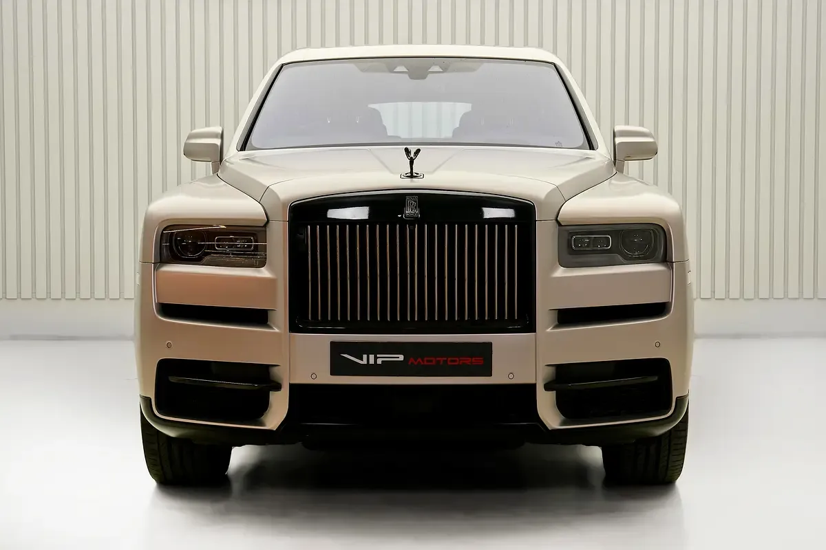 2021 Rolls-Royce Cullinan Black Badge, 2/15