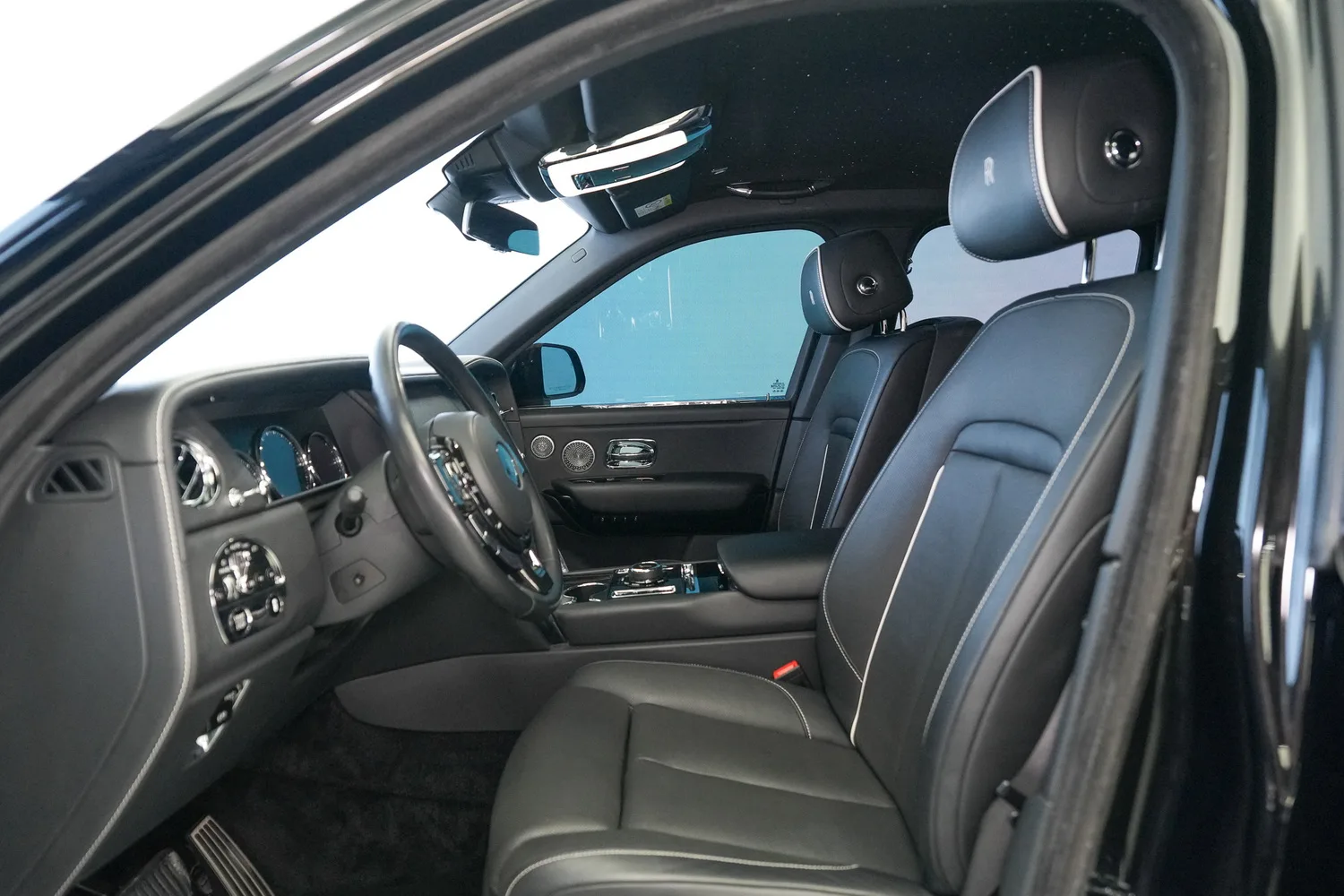 2021 Rolls-Royce Cullinan, 4/17