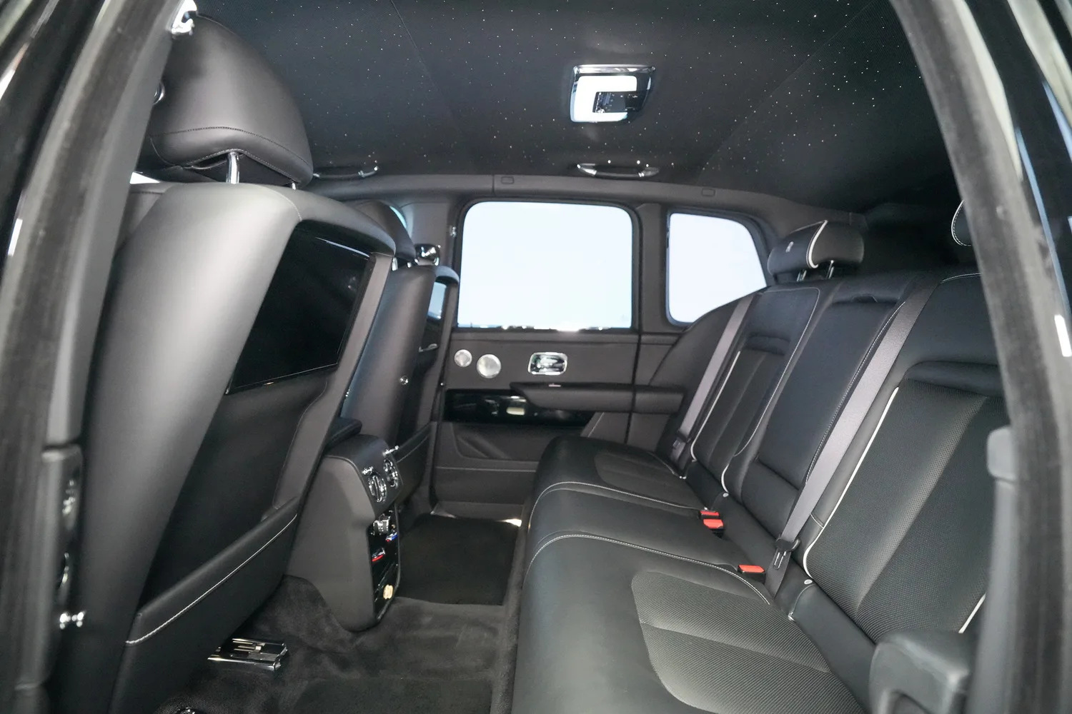 2021 Rolls-Royce Cullinan, 7/17