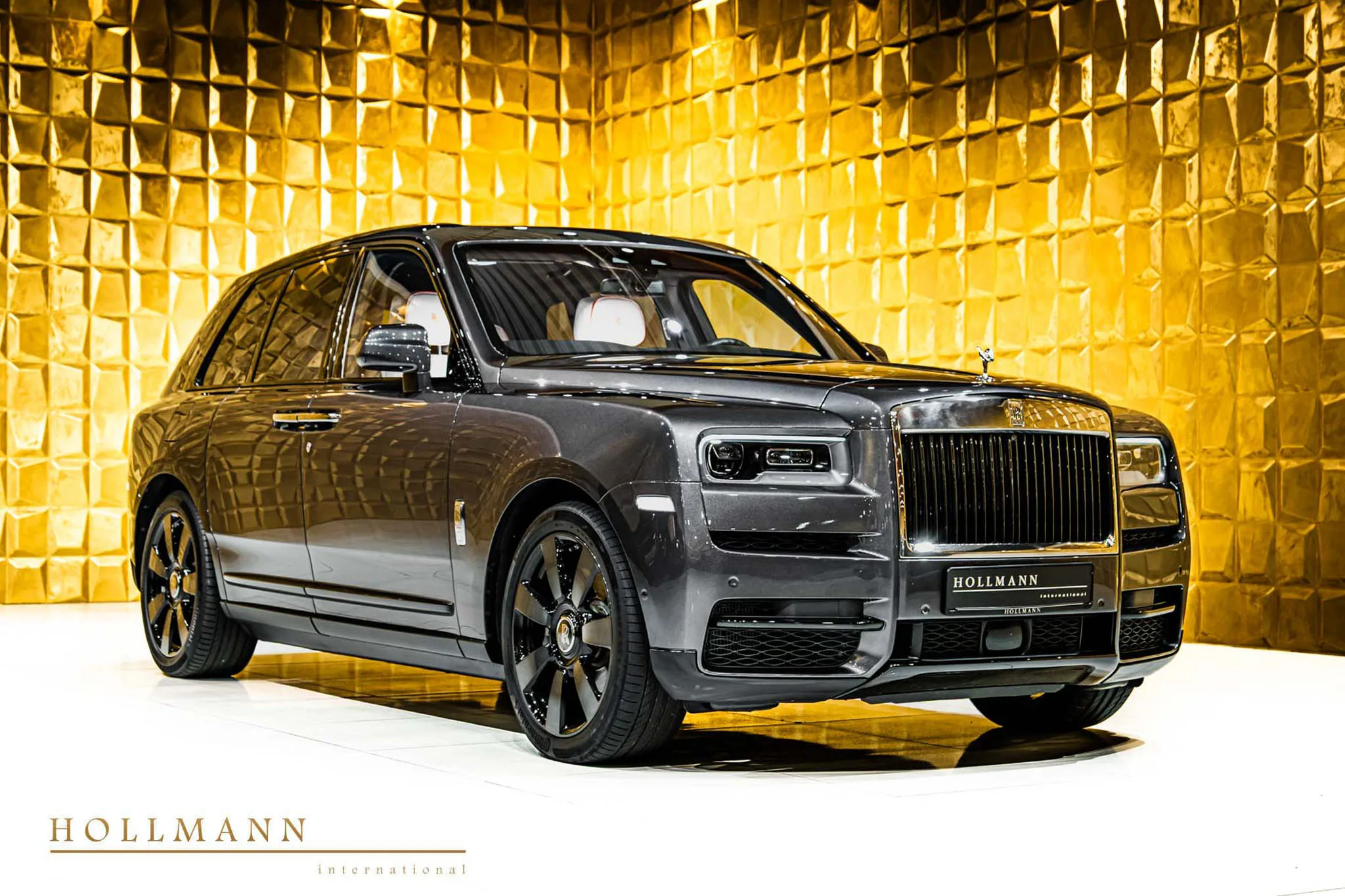 2021 Rolls-Royce Cullinan angeboten von einem Fachhändler in Stuhr, Deutschland, Hauptfoto
