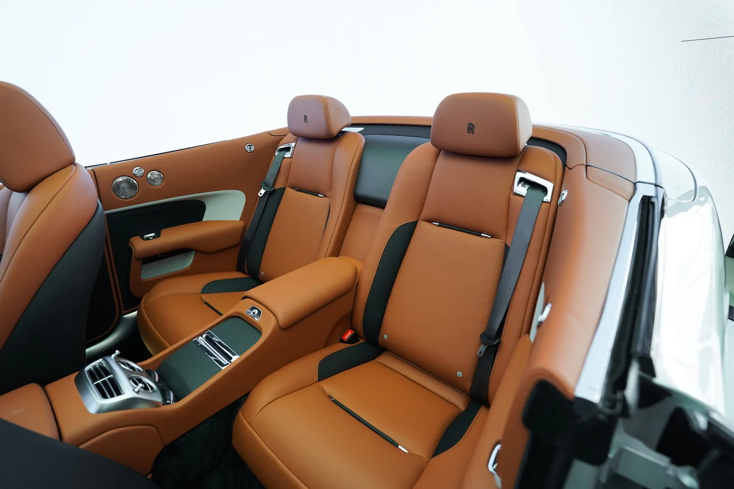 2021 Rolls-Royce Dawn Silver Bullet, 9/17