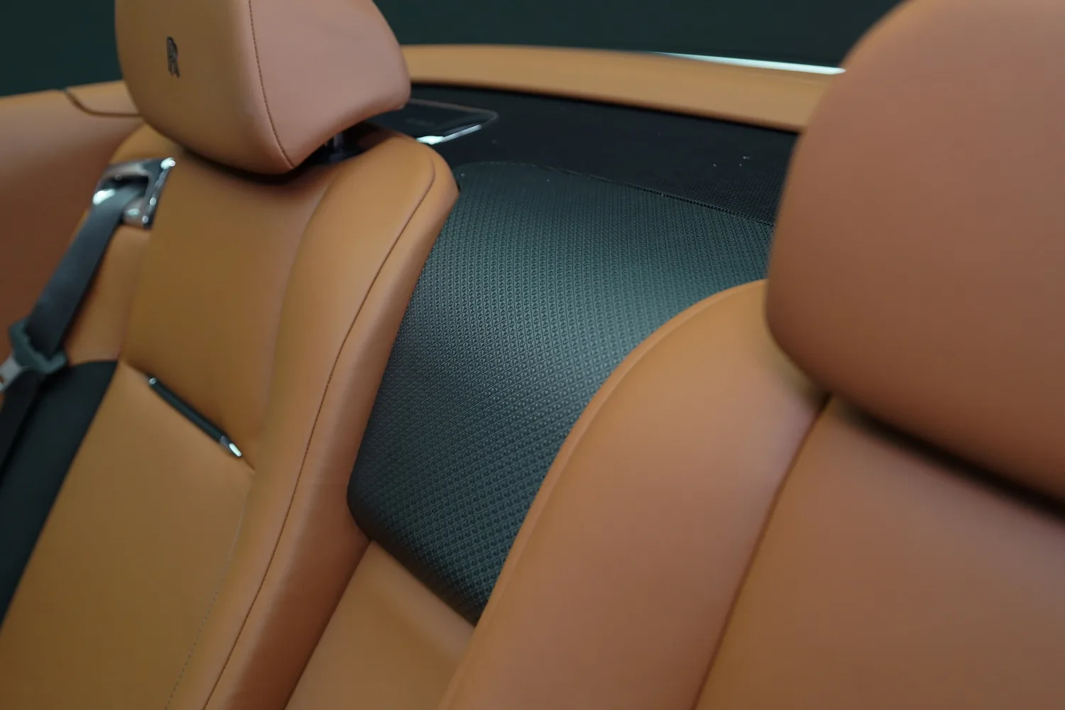 2021 Rolls-Royce Dawn Silver Bullet, 13/17