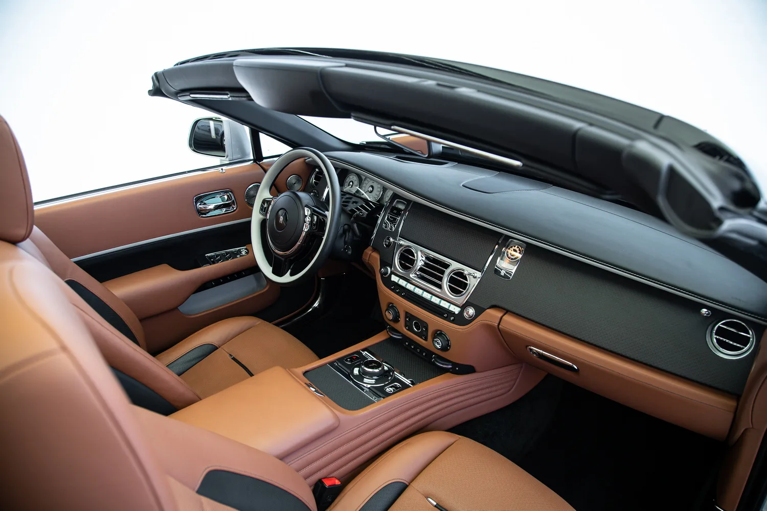 2021 Rolls-Royce Dawn Silver Bullet, 14/16