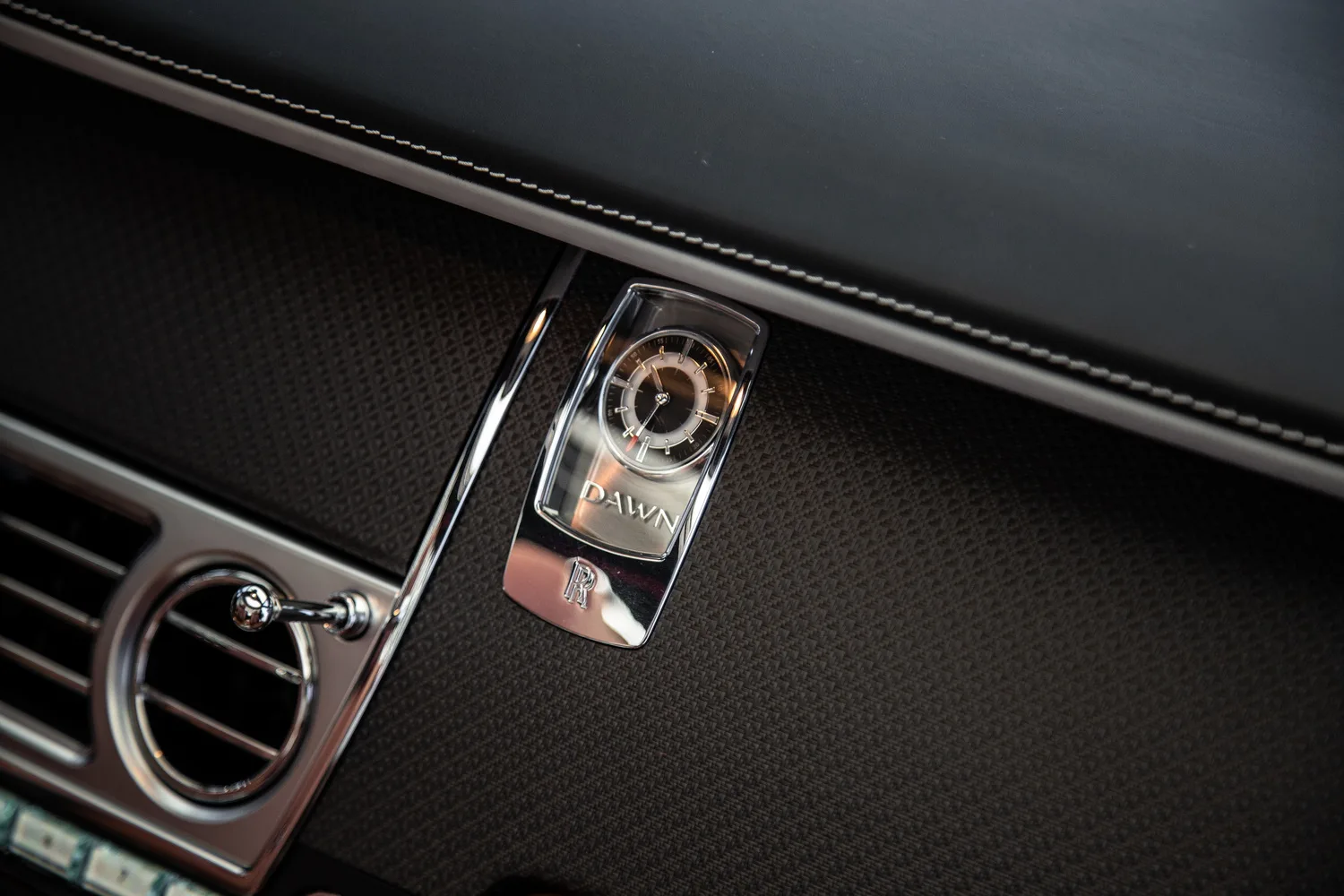 2021 Rolls-Royce Dawn Silver Bullet, 16/16