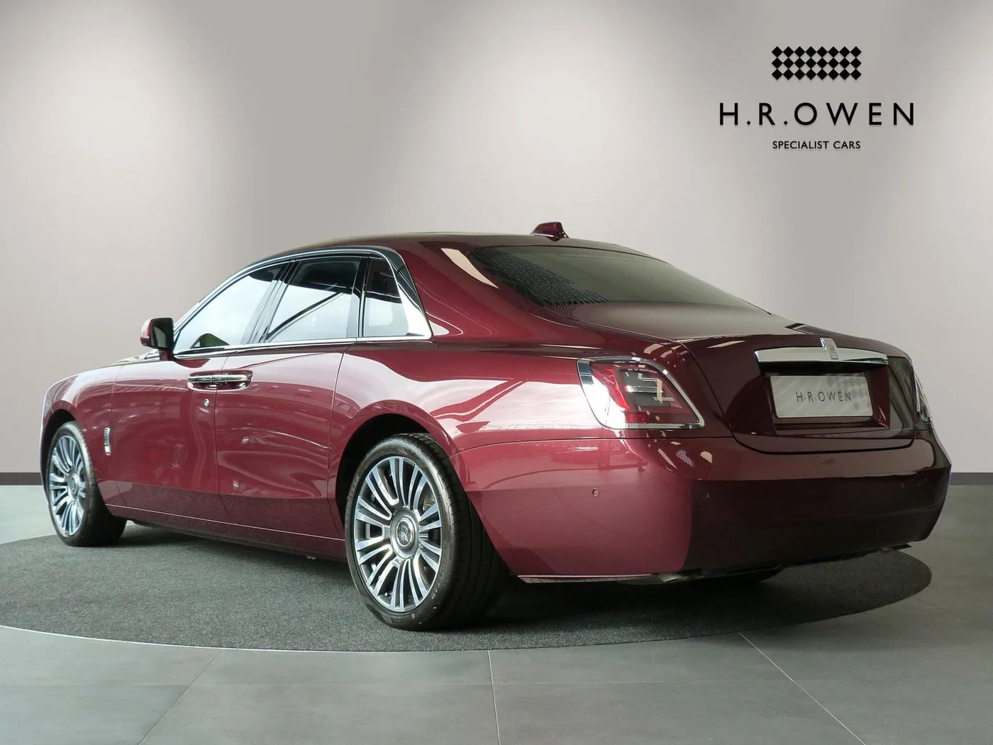 2021 Rolls-Royce Ghost offered by a franchised dealer group in Cheltenham, United Kingdom, photo 2 of 25