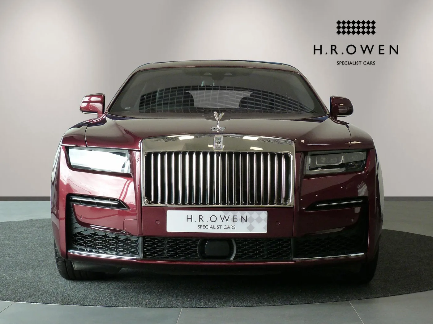 2021 Rolls-Royce Ghost offered by a franchised dealer group in Cheltenham, United Kingdom, photo 9 of 25