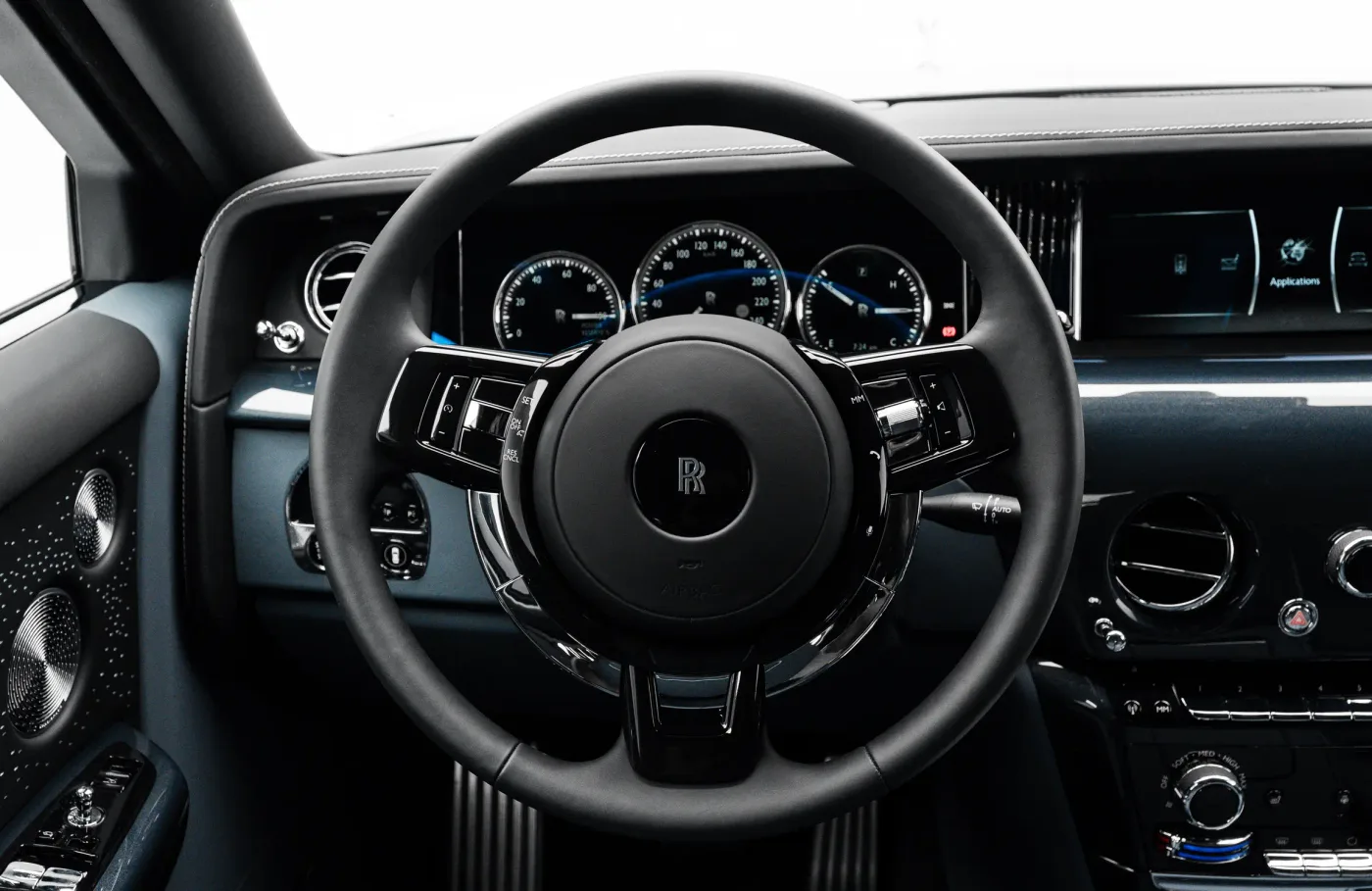 2021 Rolls-Royce Phantom Extended angeboten von einem Fachhändler in Dubai, Vereinigte Arabische Emirate, Foto 7 von 10