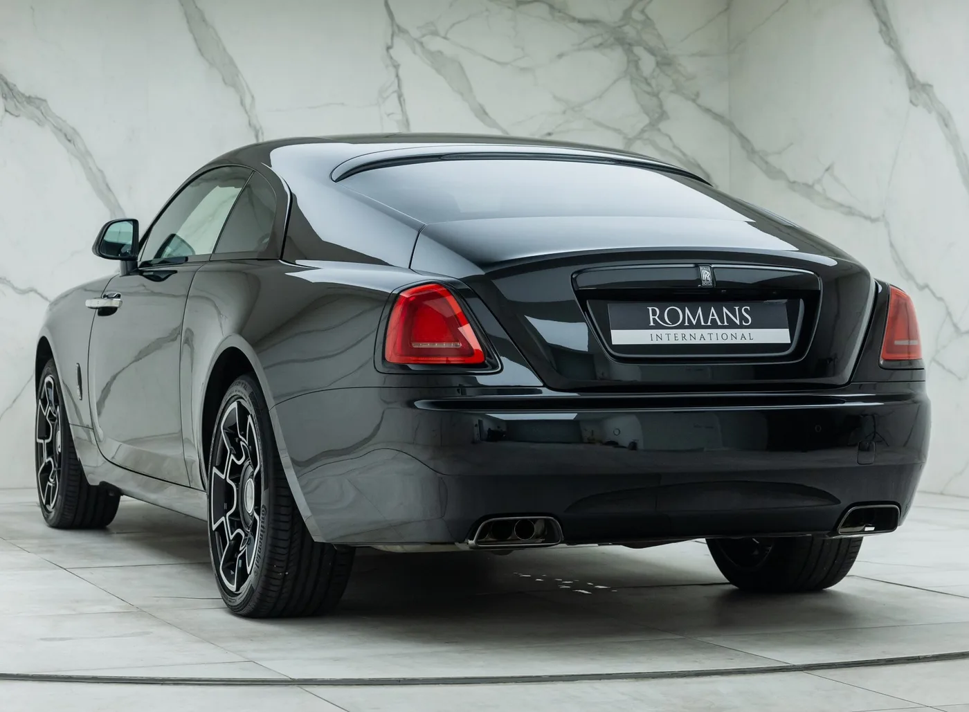 2021 Rolls-Royce Wraith Black Badge proposée par un concessionnaire spécialisé à Banstead, Royaume-Uni, photo 9 sur 15