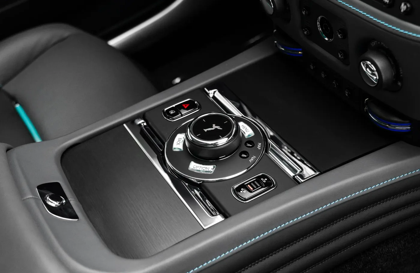 2021 Rolls-Royce Wraith offered by a specialist dealer in Dubai, United Arab Emirates, photo 7 of 10