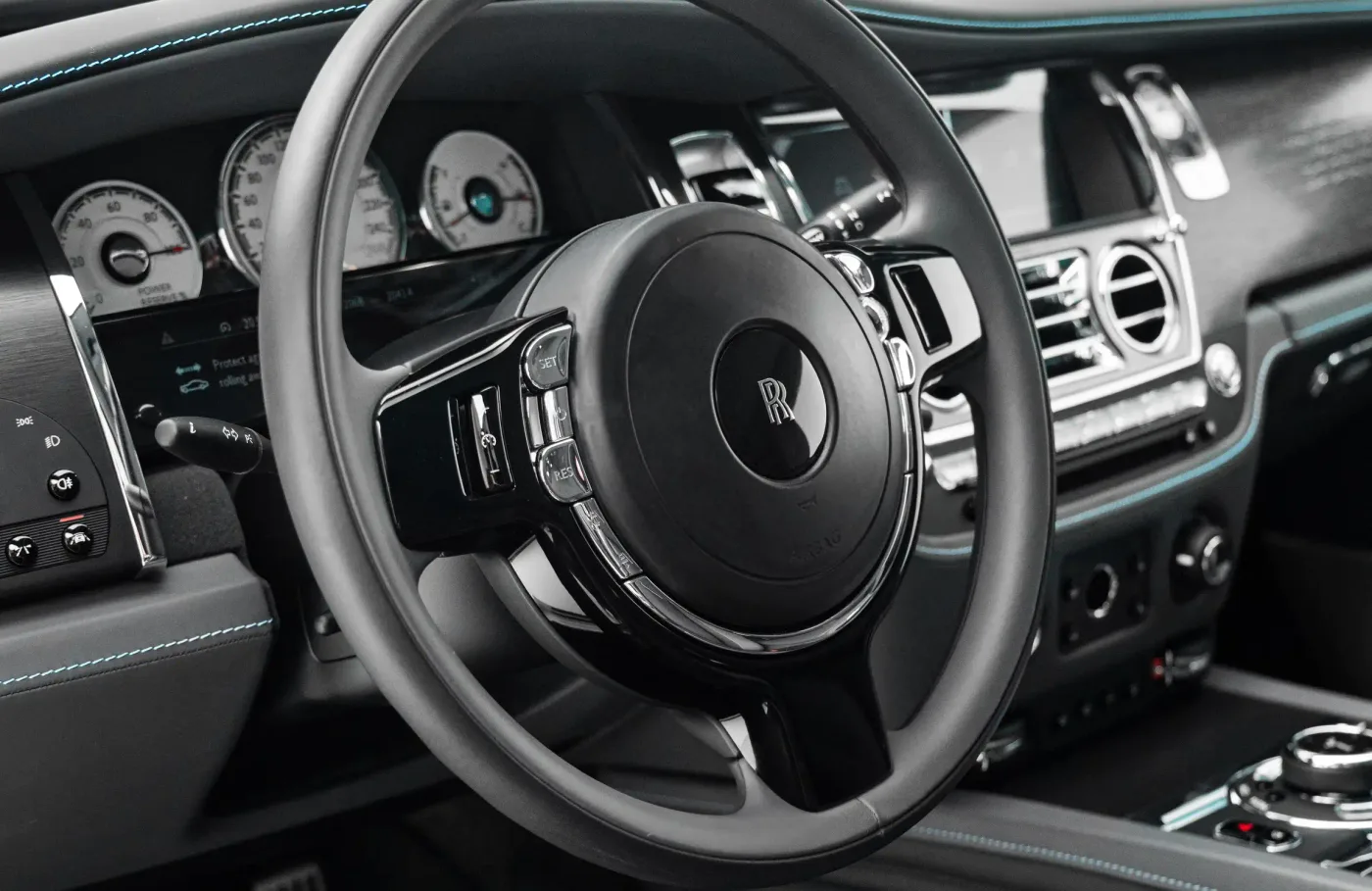 2021 Rolls-Royce Wraith offered by a specialist dealer in Dubai, United Arab Emirates, photo 8 of 10