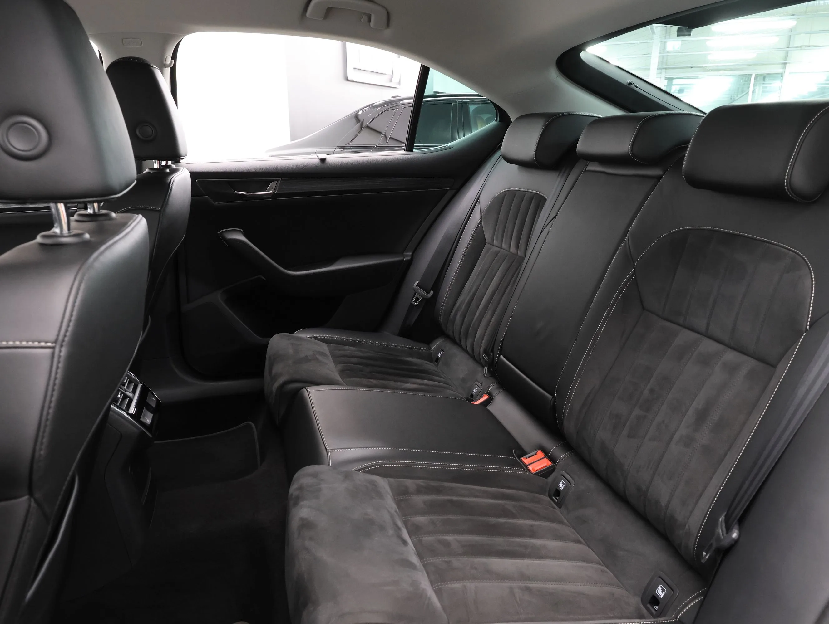 2021 Škoda Superb 2.0 TDI 4x4 Style, 15/24