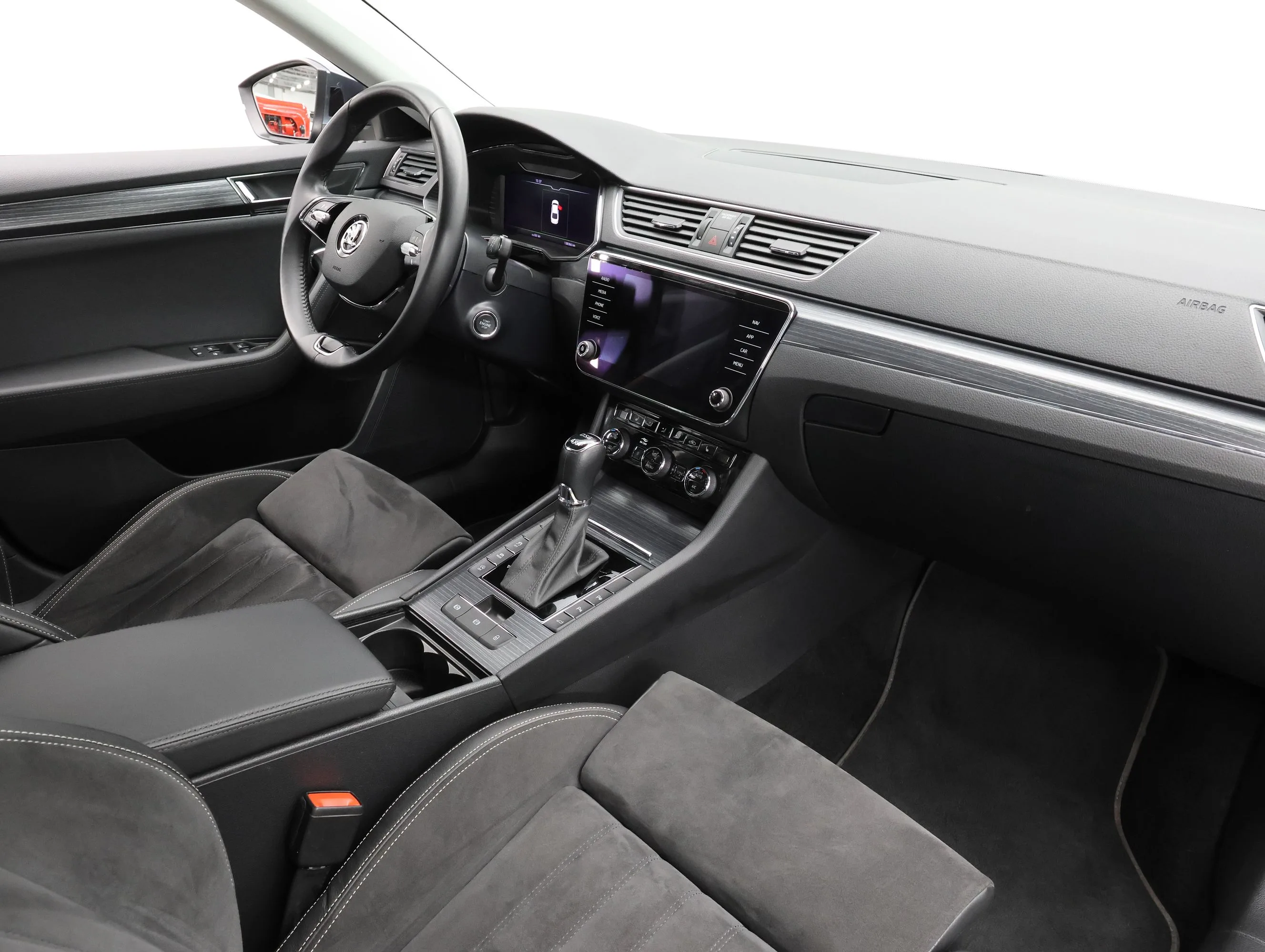 2021 Škoda Superb 2.0 TDI 4x4 Style, 18/24