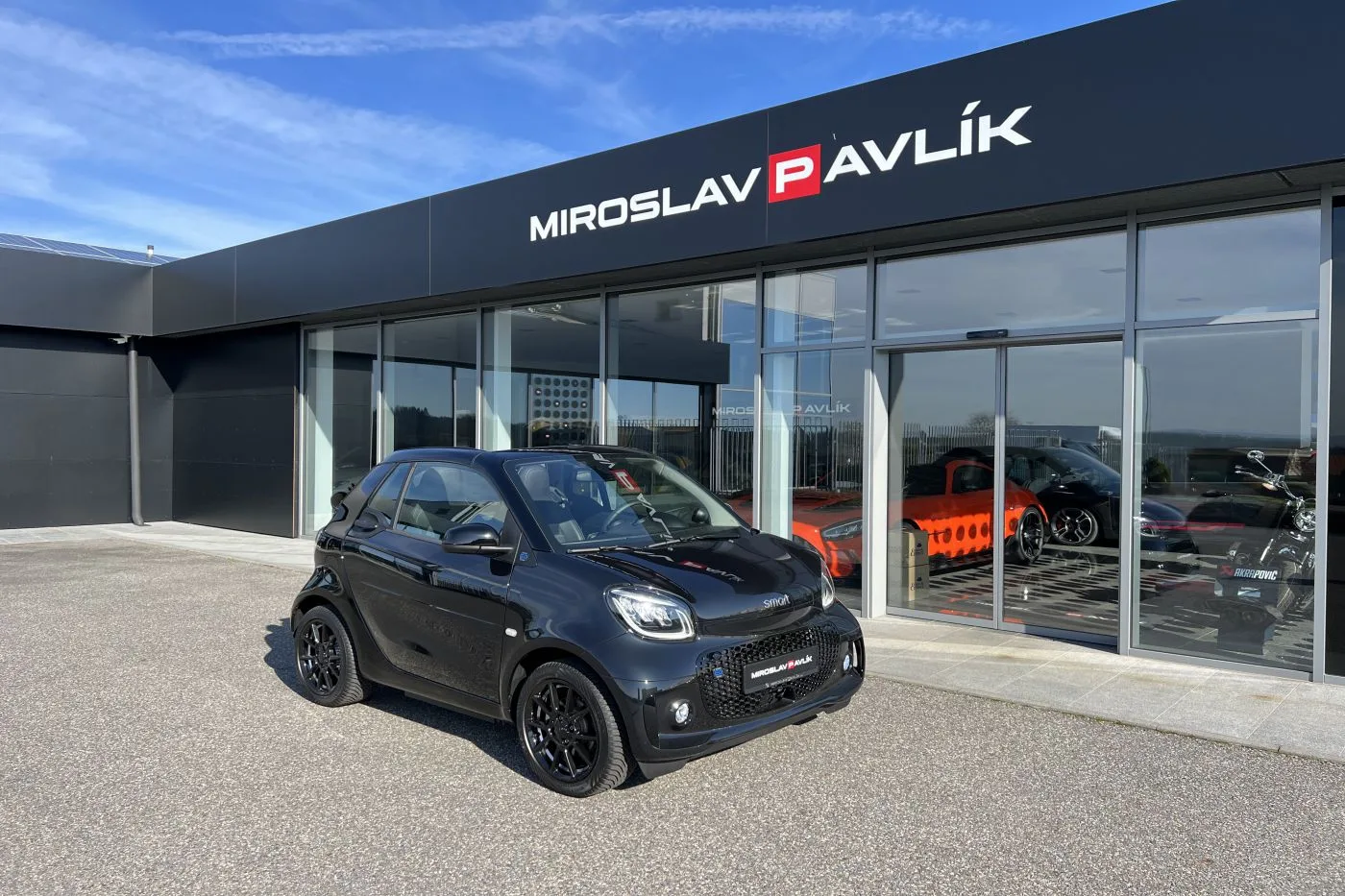 2021 Smart EQ fortwo BRABUS angeboten von einem Fachhändler in Písek, Tschechien, Hauptfoto