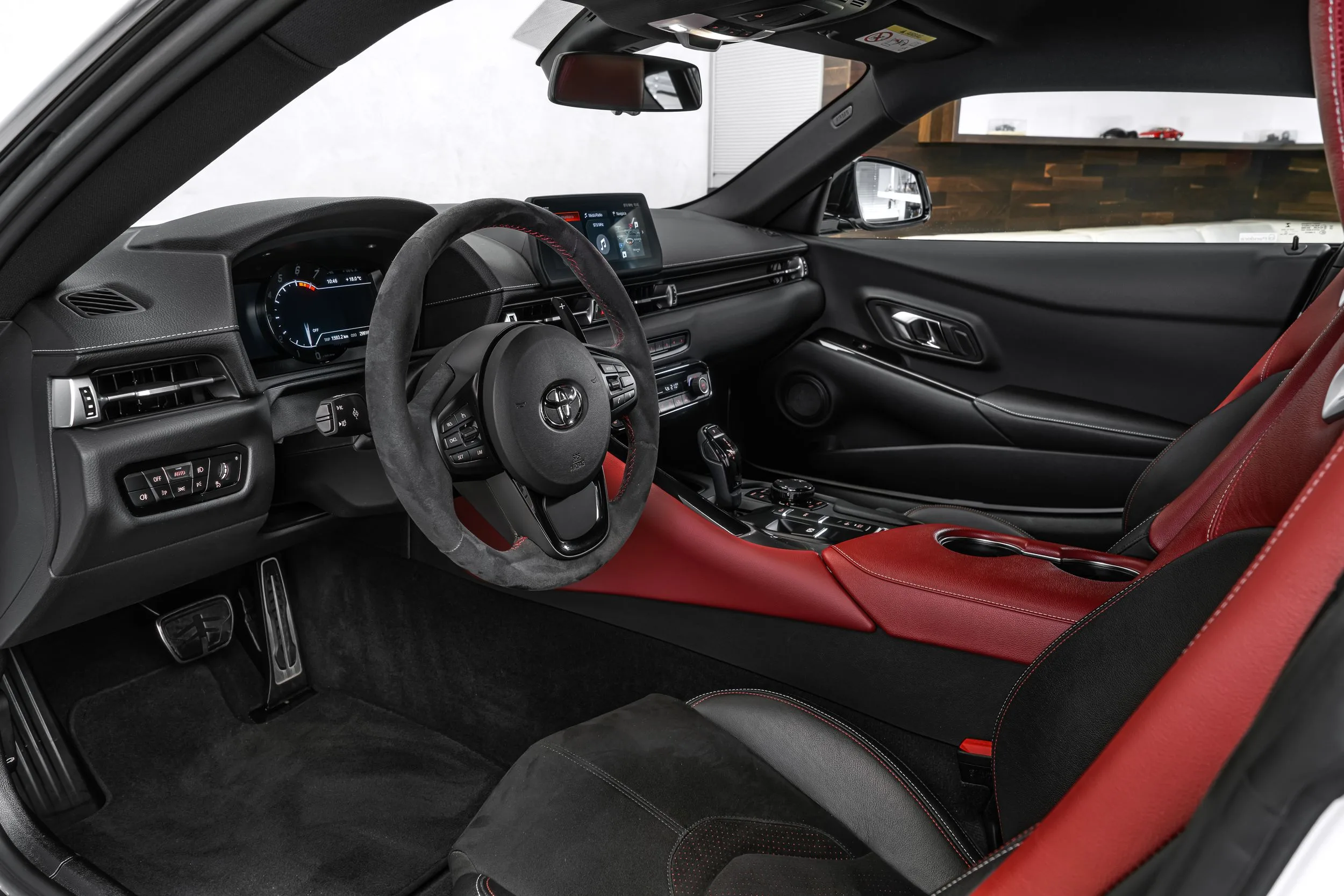 2021 Toyota GR Supra 2.0 Fuji Speedway Edition, 11/18