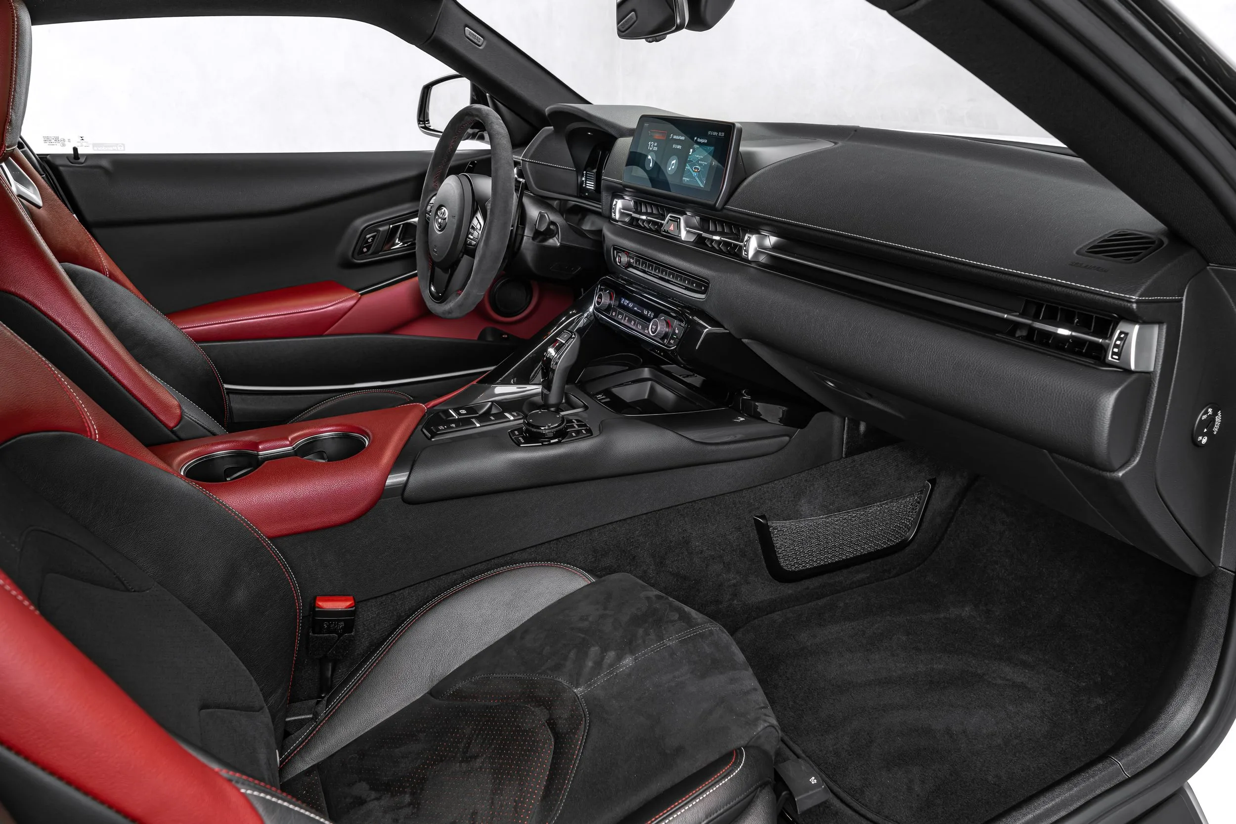 2021 Toyota GR Supra 2.0 Fuji Speedway Edition, 12/18