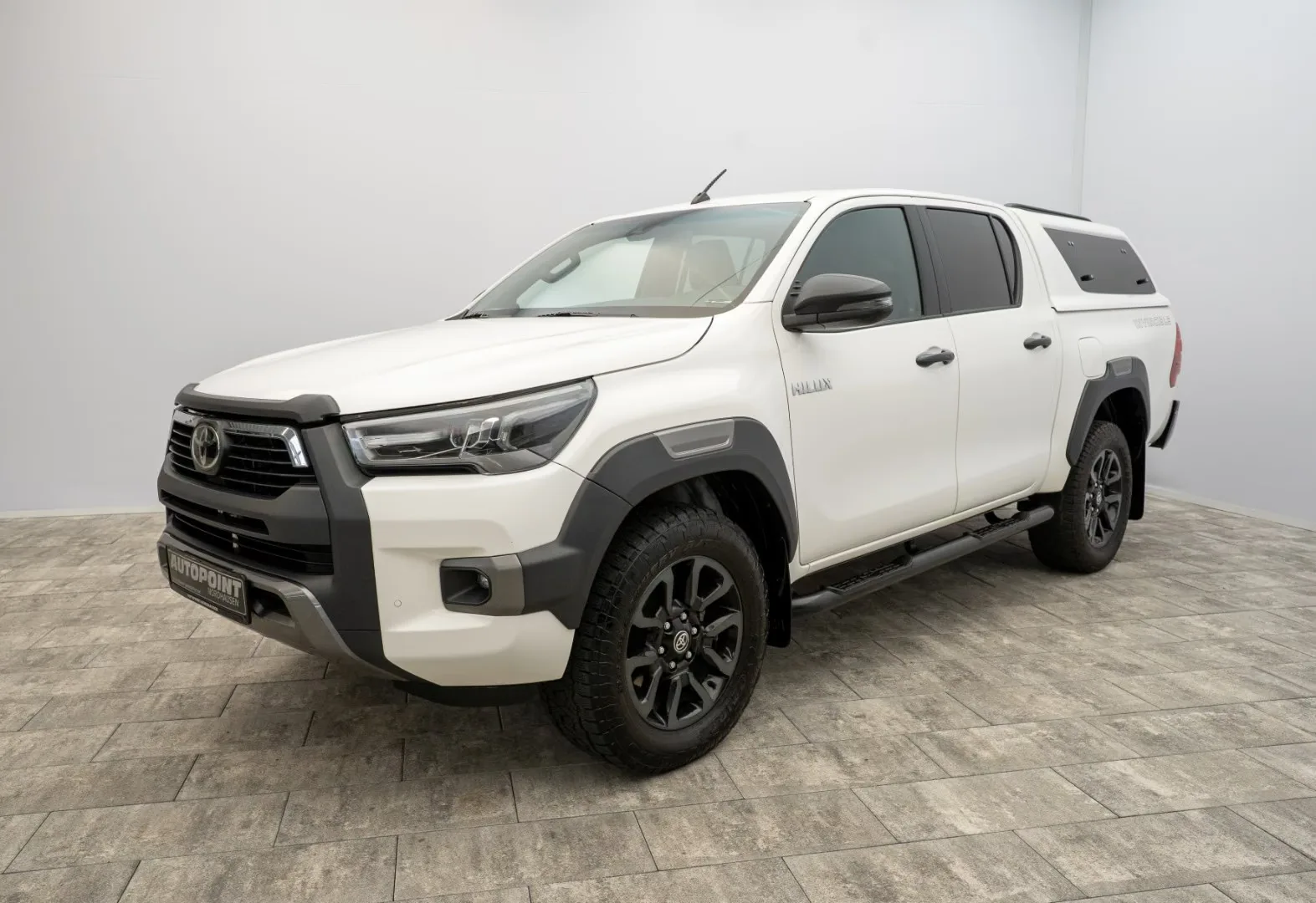 2021 Toyota Hilux Invincible offered by a specialist dealer in Nordhausen, Germany, main photo