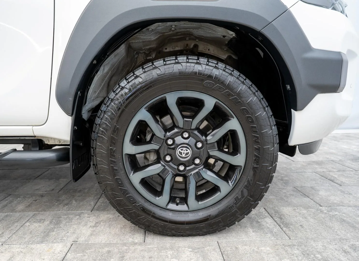 2021 Toyota Hilux Invincible, 23/29