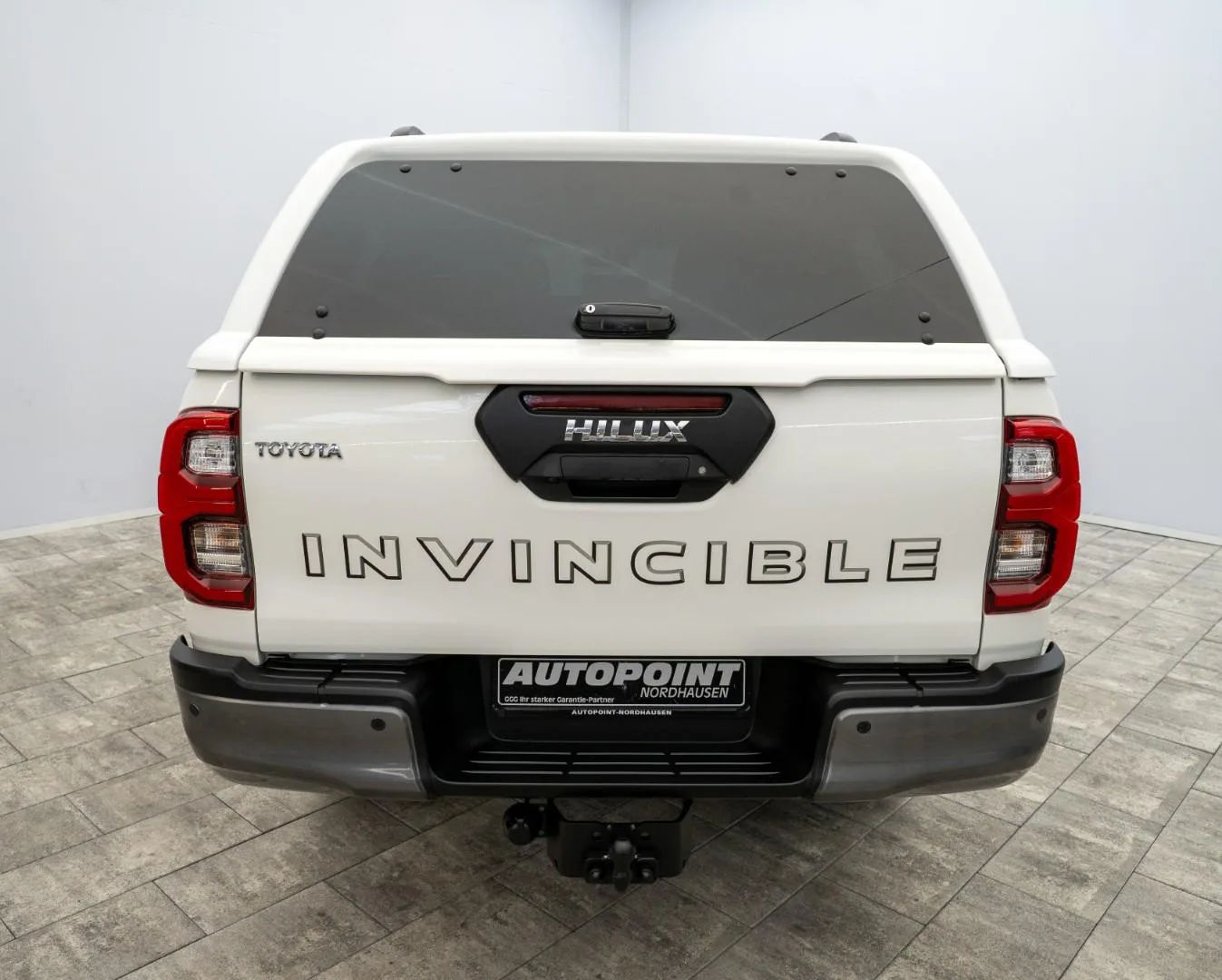 2021 Toyota Hilux Invincible, 28/29
