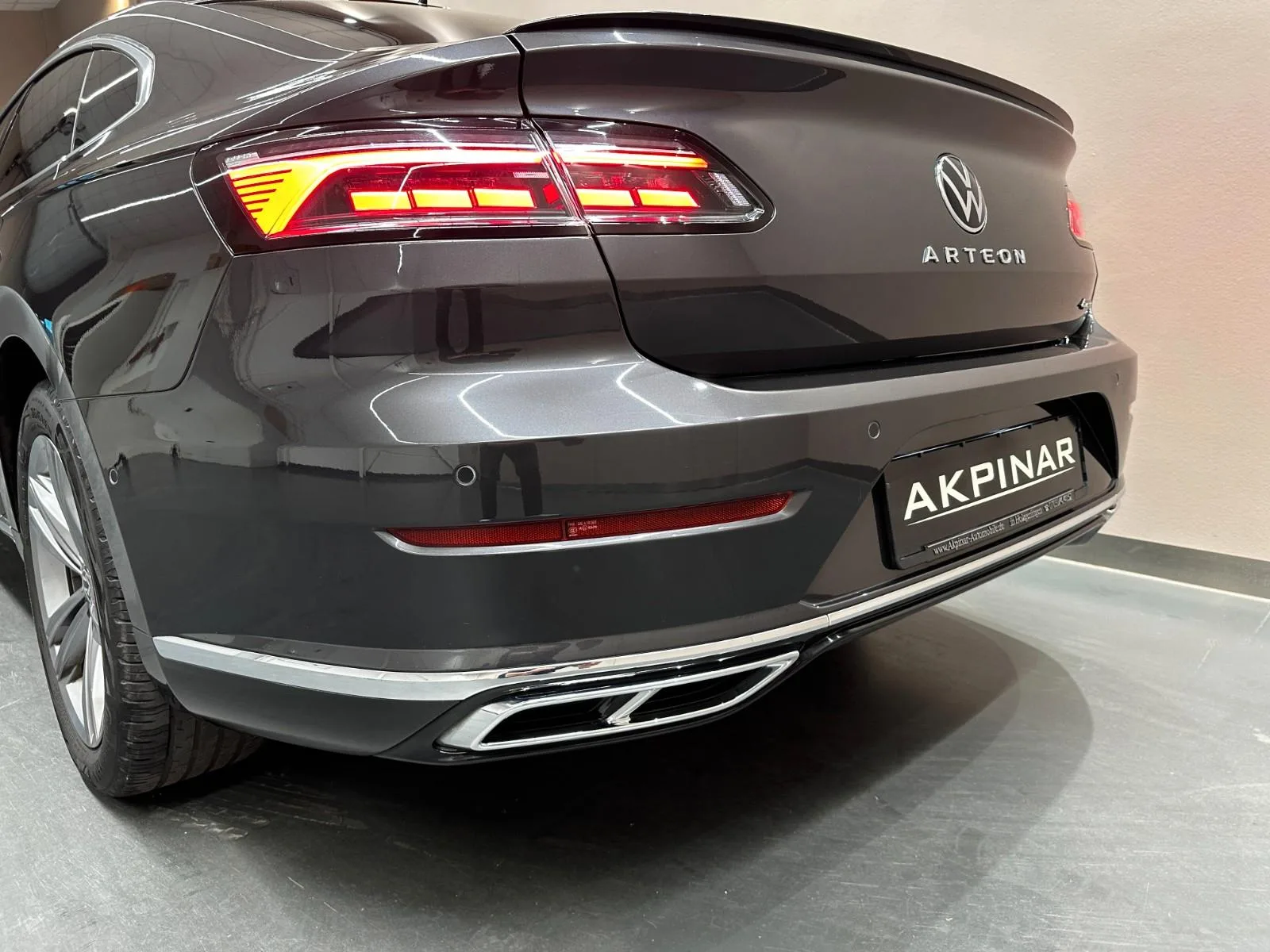 2021 Volkswagen Arteon R-Line, 5/25