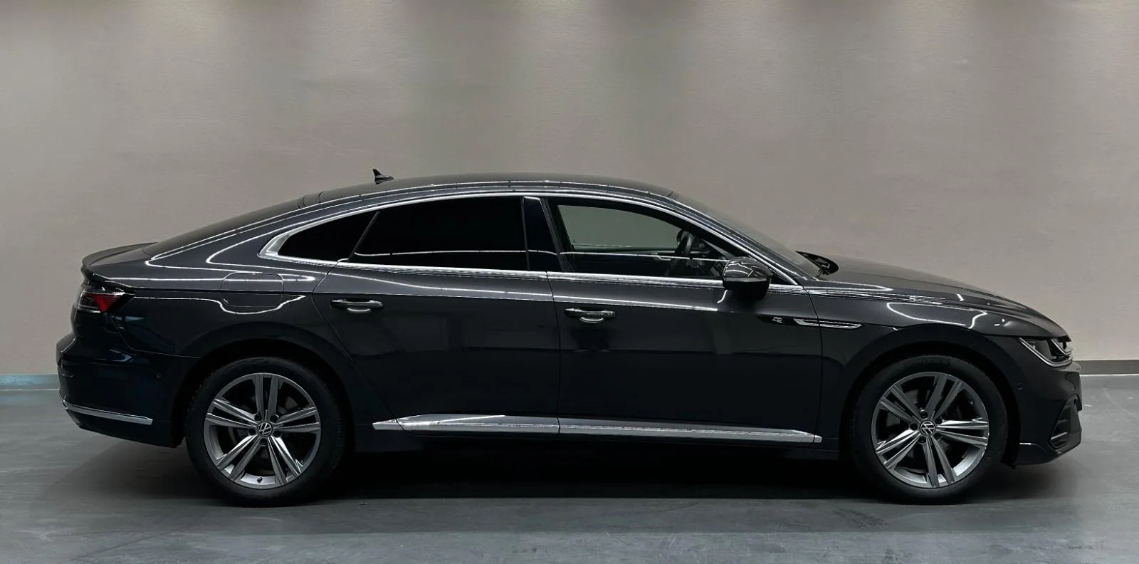 2021 Volkswagen Arteon R-Line, 7/25