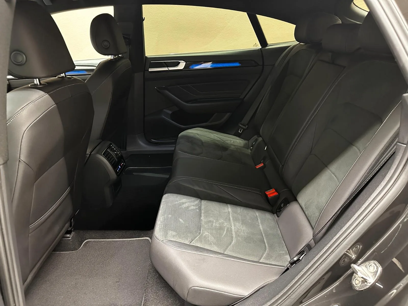 2021 Volkswagen Arteon R-Line, 13/25