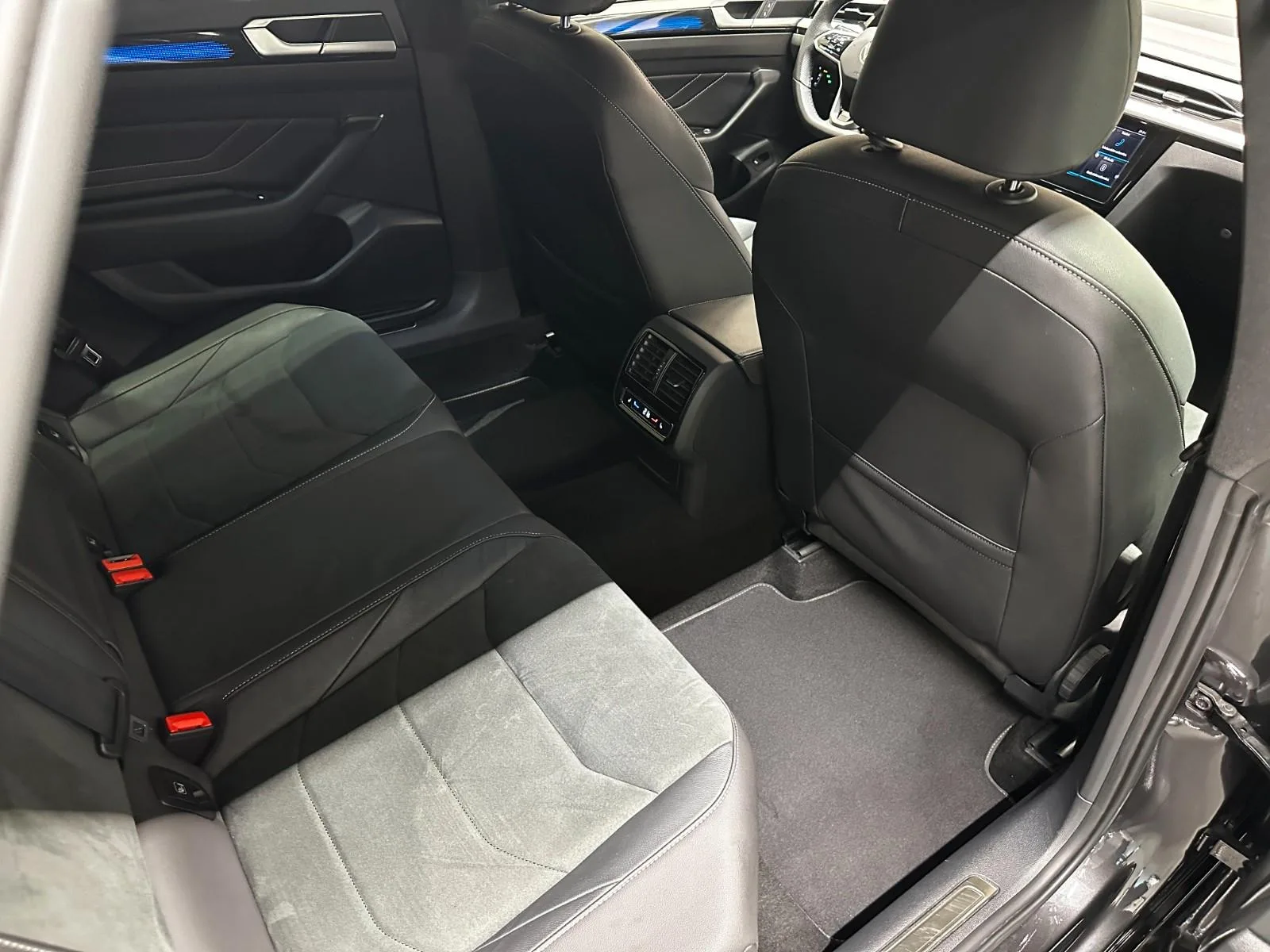 2021 Volkswagen Arteon R-Line, 17/25