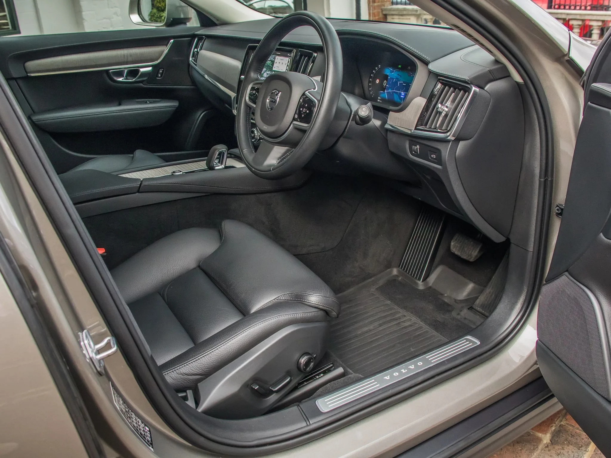 2021 Volvo V90 Cross Country B5 AWD, 16/23