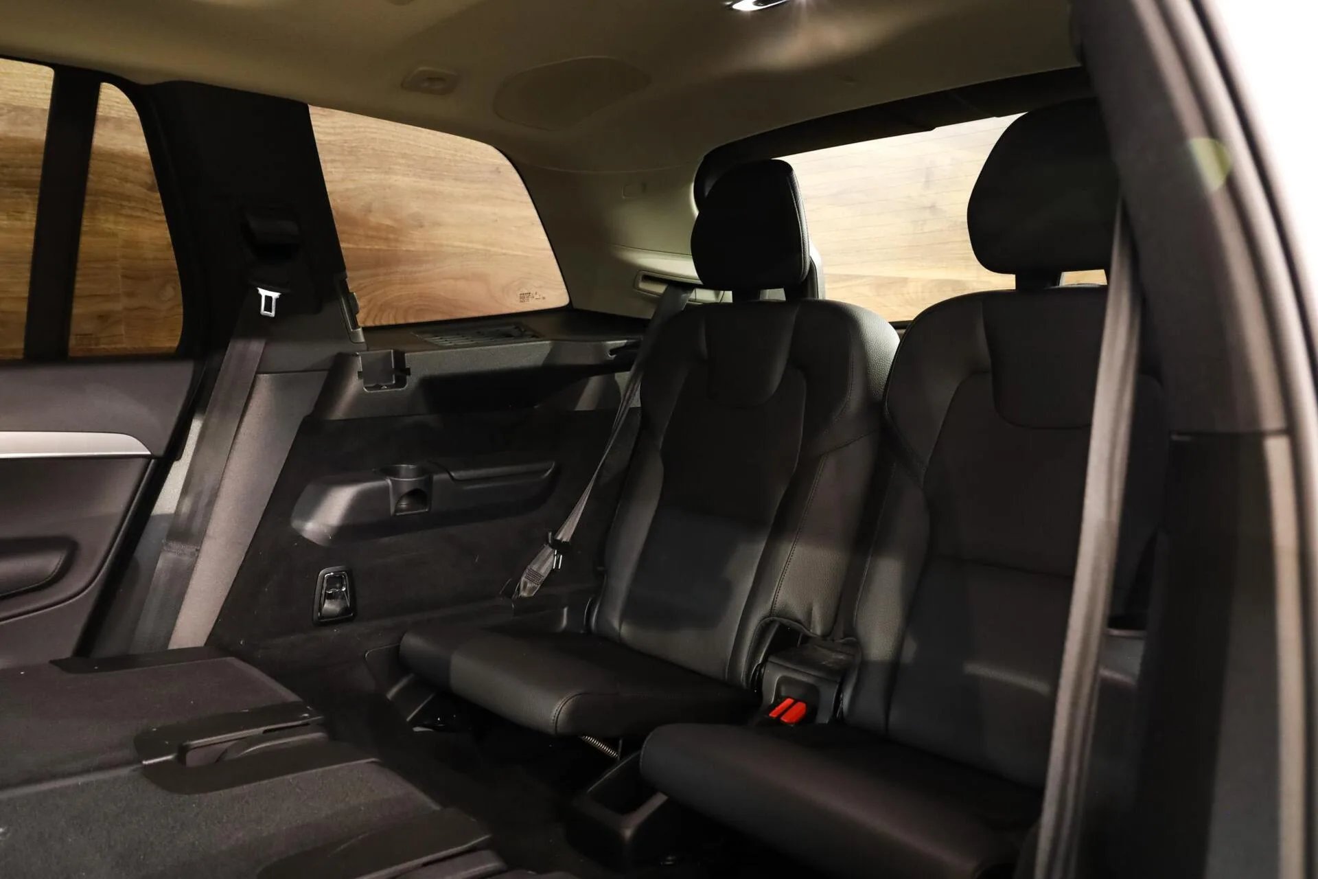 2021 Volvo XC90 T8 Recharge Inscription, 13/30