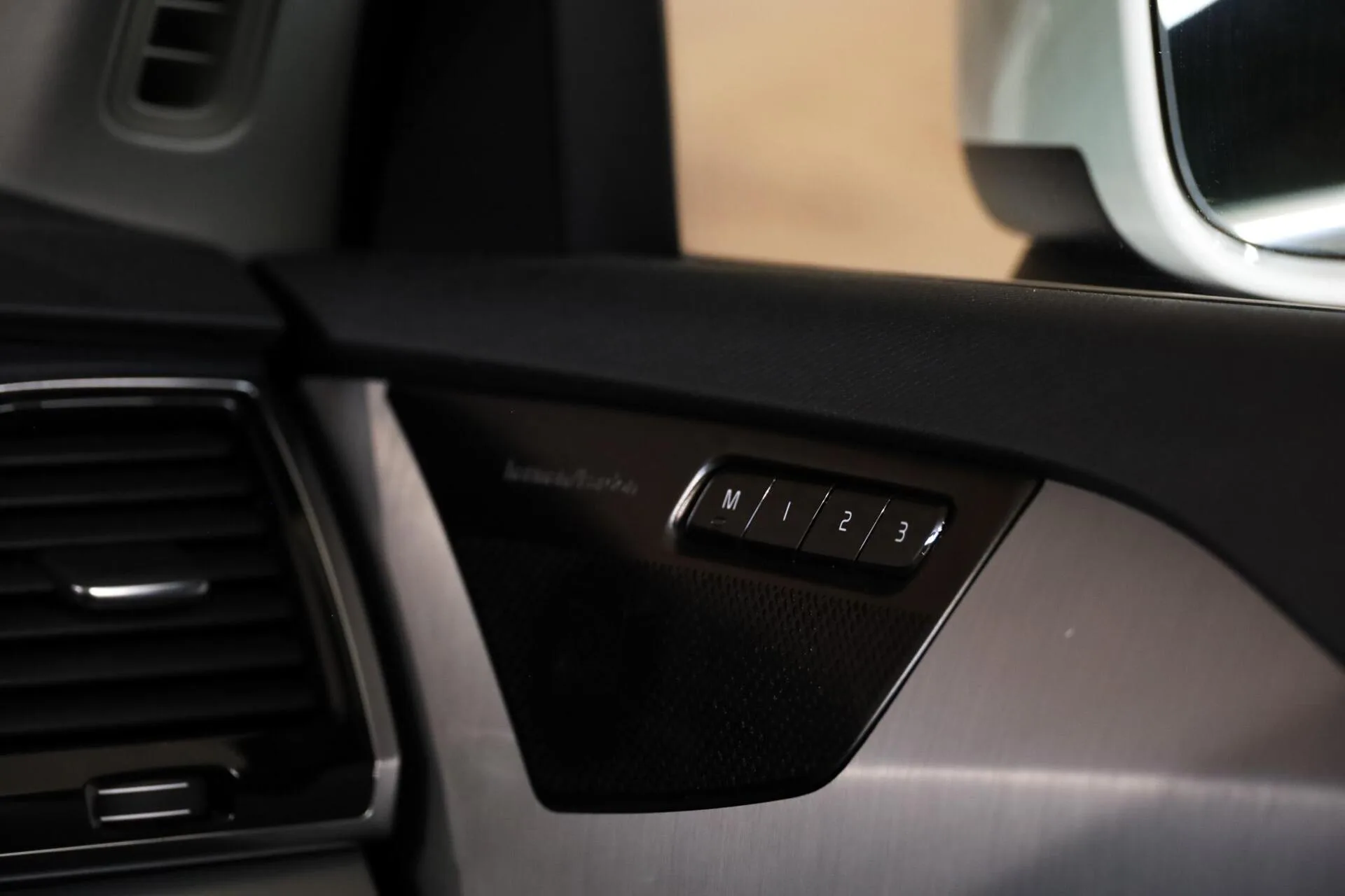 2021 Volvo XC90 T8 Recharge Inscription, 25/30
