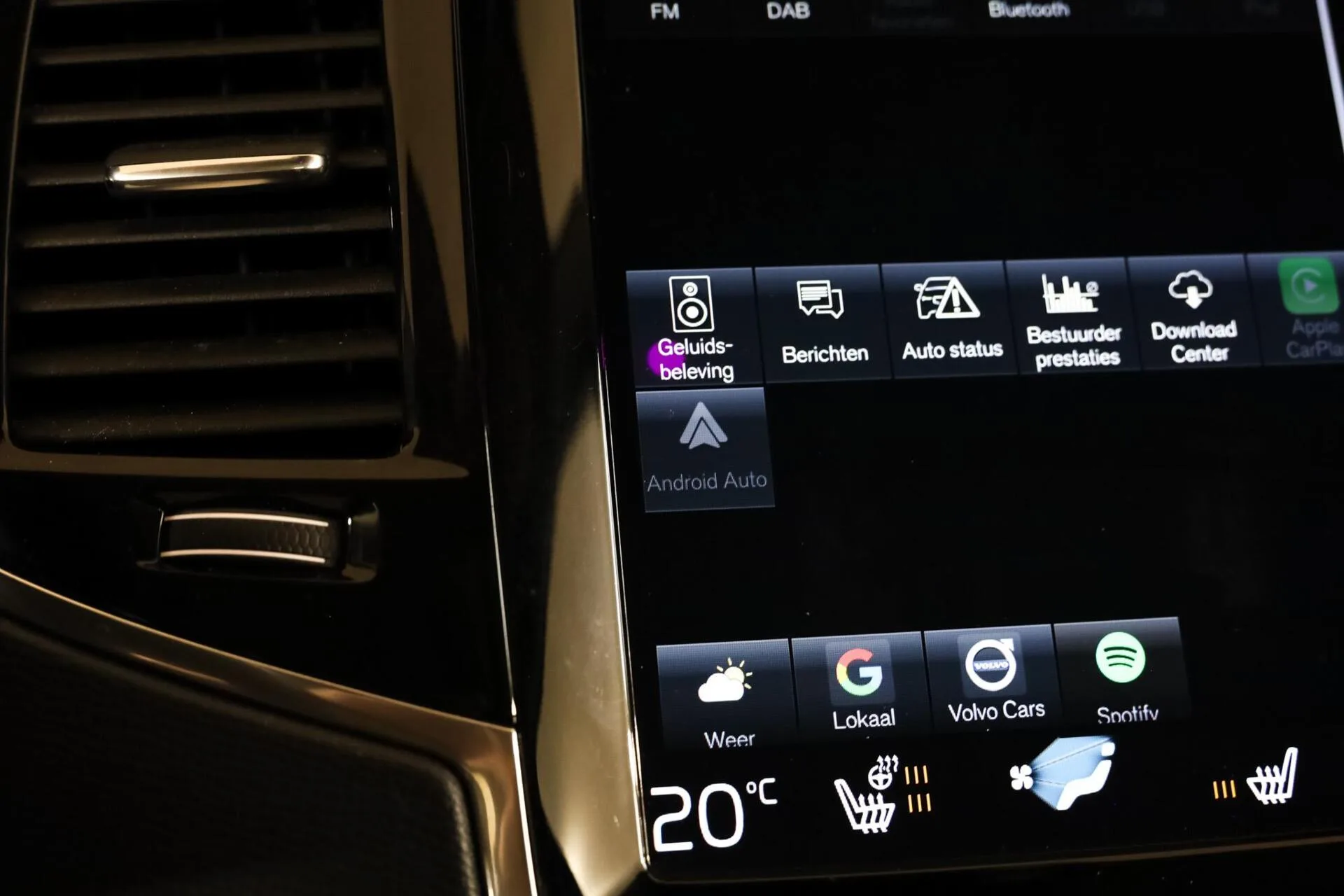 2021 Volvo XC90 T8 Recharge Inscription, 29/30