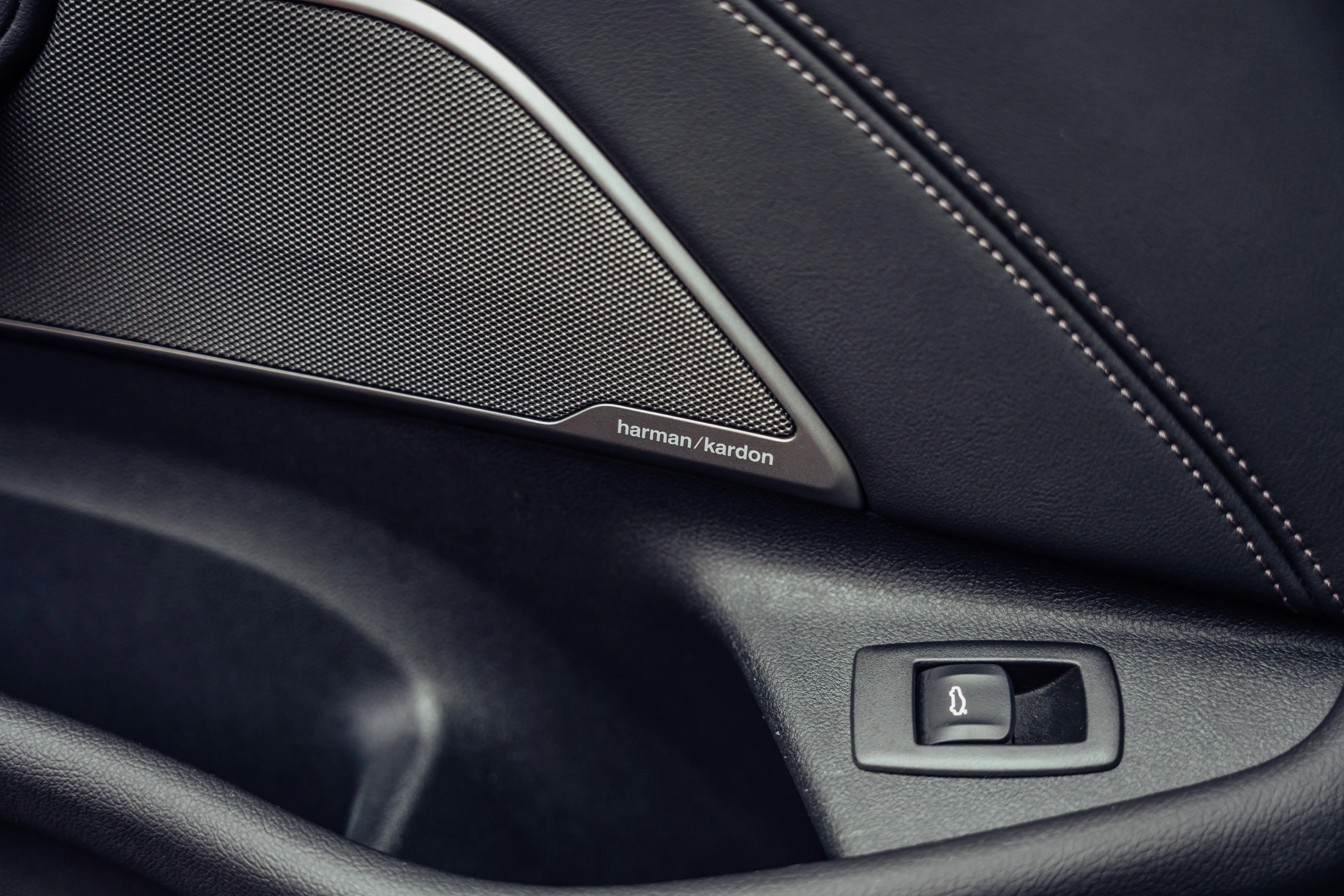 2022 Alpina D5 S Touring, 14/26