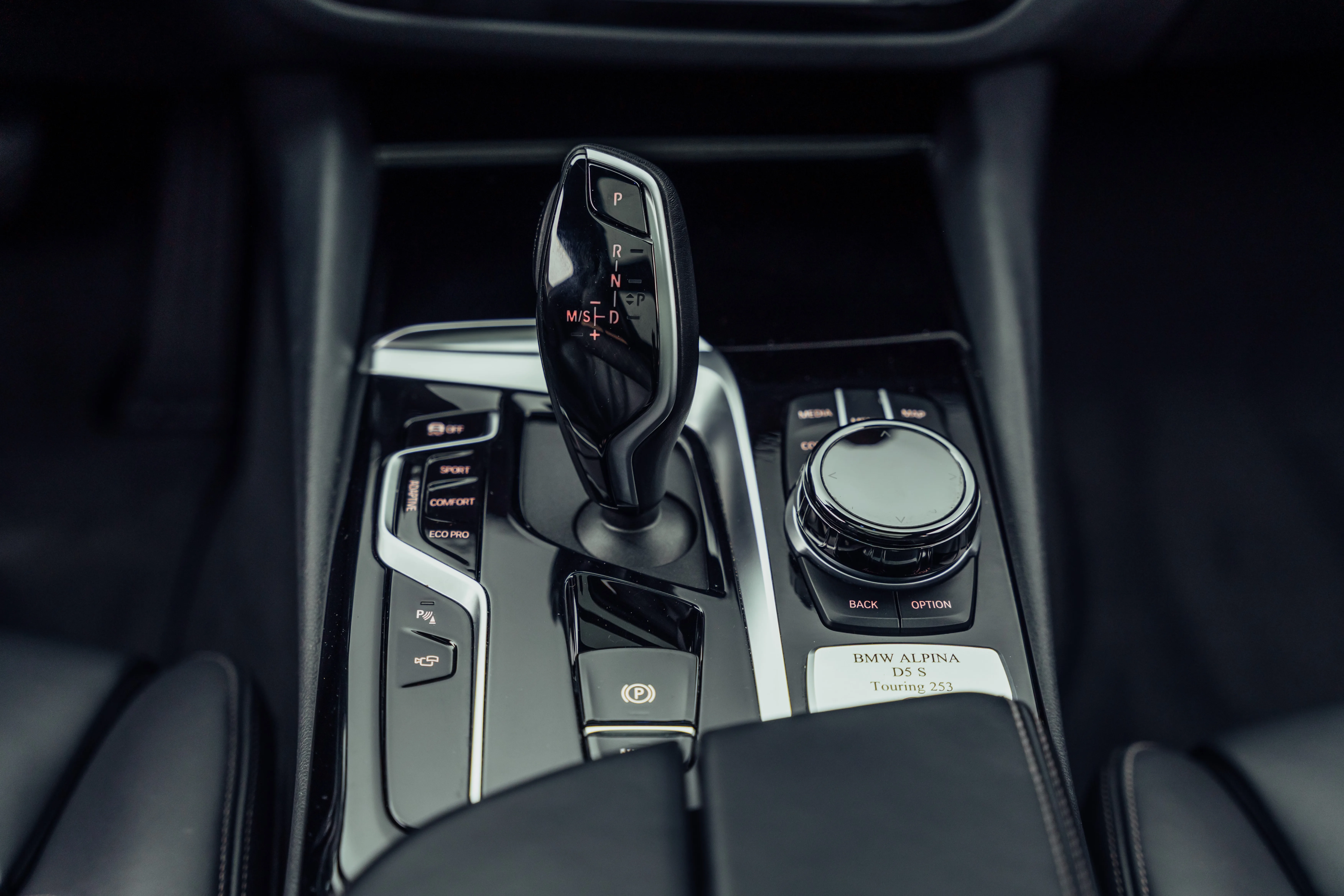 2022 Alpina D5 S Touring, 21/26