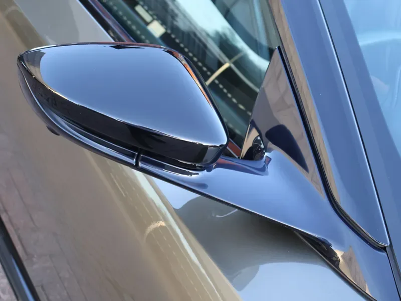 2022 Aston Martin DB11 V8, 18/30