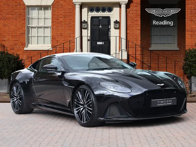 2022 Aston Martin DBS Superleggera angeboten von einer Vertragshändlergruppe in Pangbourne, Vereinigtes Königreich, Hauptfoto