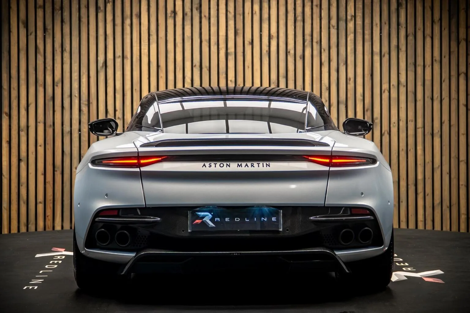 2022 Aston Martin DBS Superleggera, 6/30