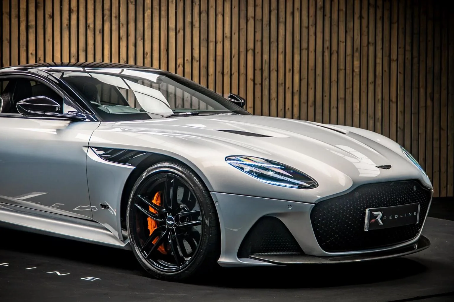2022 Aston Martin DBS Superleggera, 10/30