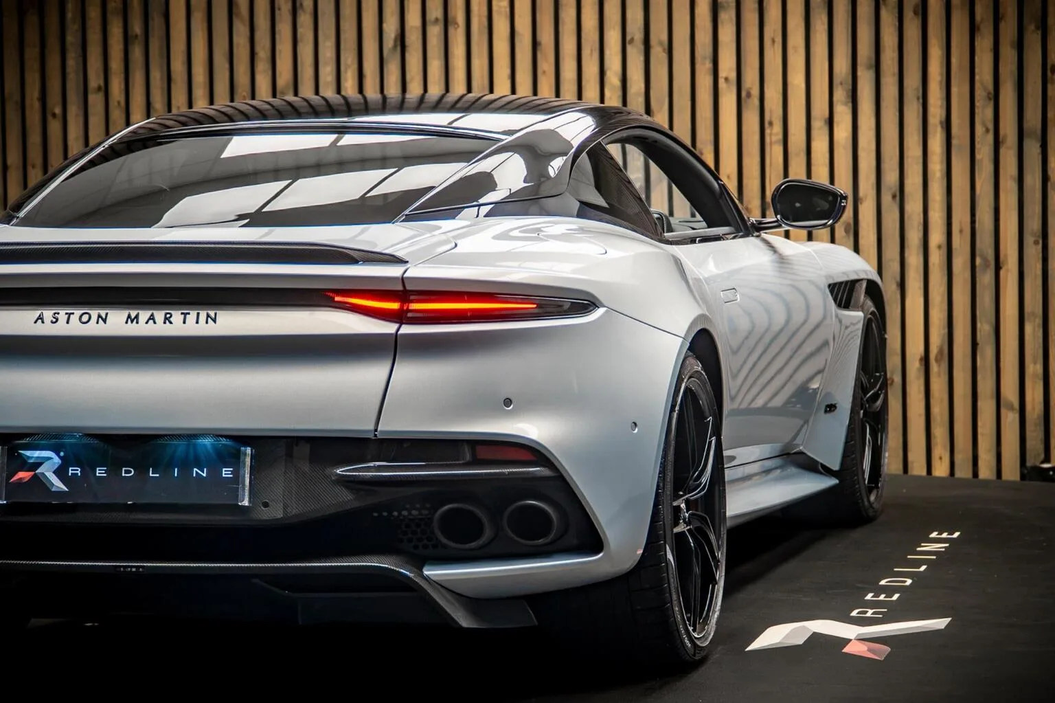 2022 Aston Martin DBS Superleggera, 20/30