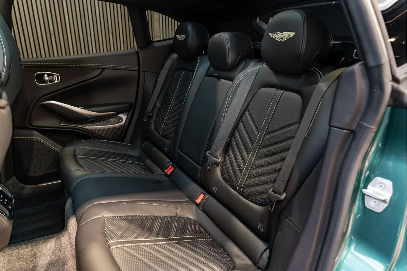 2022 Aston Martin DBX 707, 10/30