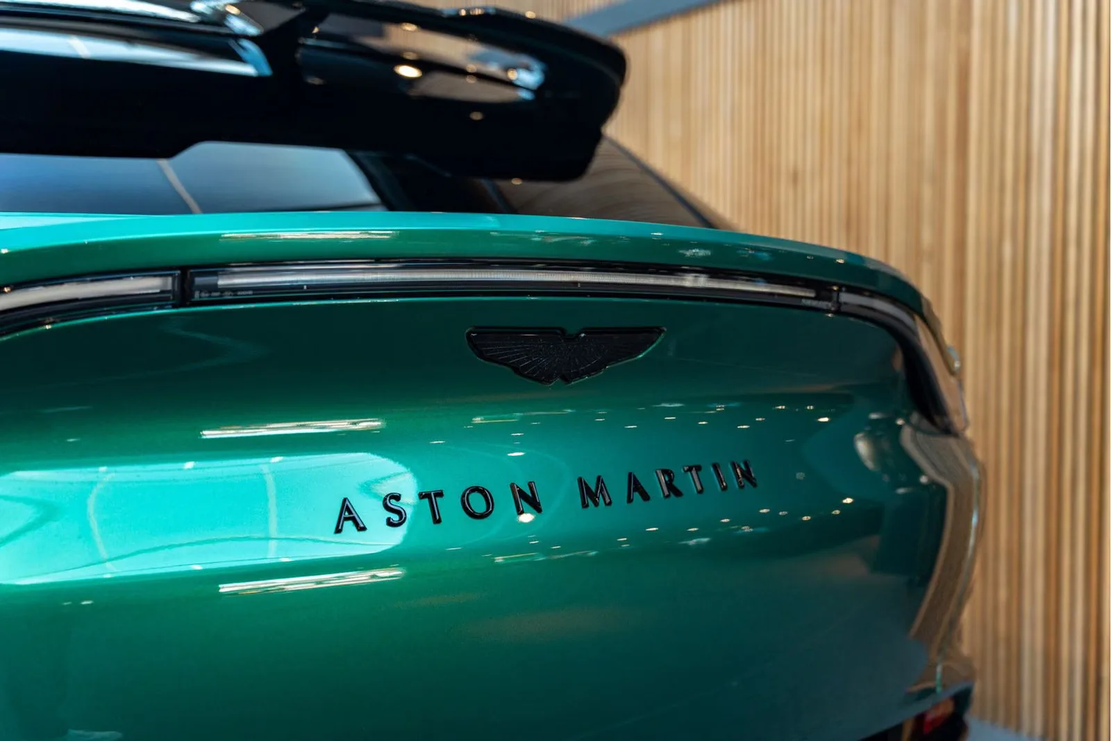 2022 Aston Martin DBX 707, 20/30