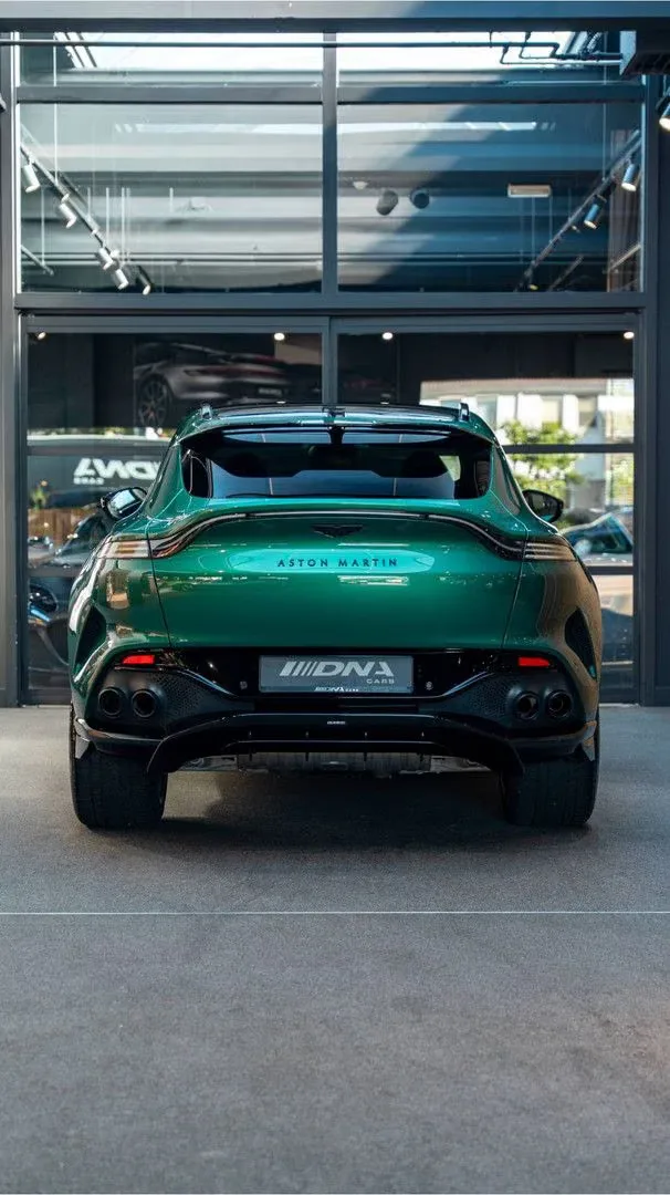 2022 Aston Martin DBX 707, 27/30