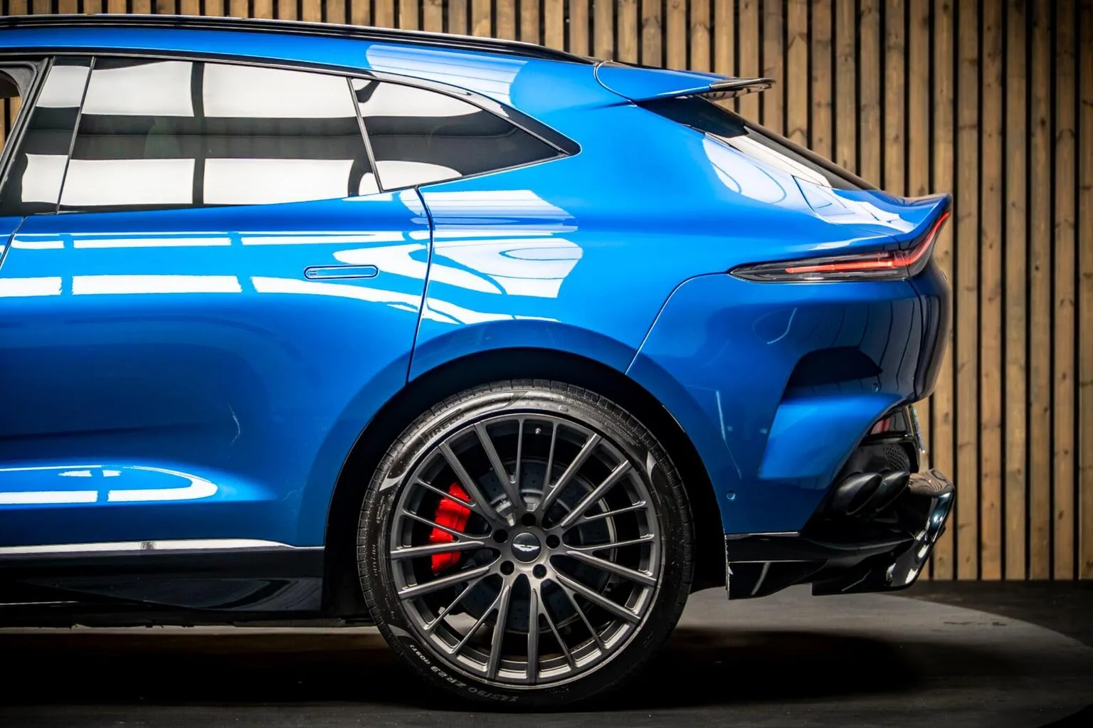 2022 Aston Martin DBX 707, 17/30