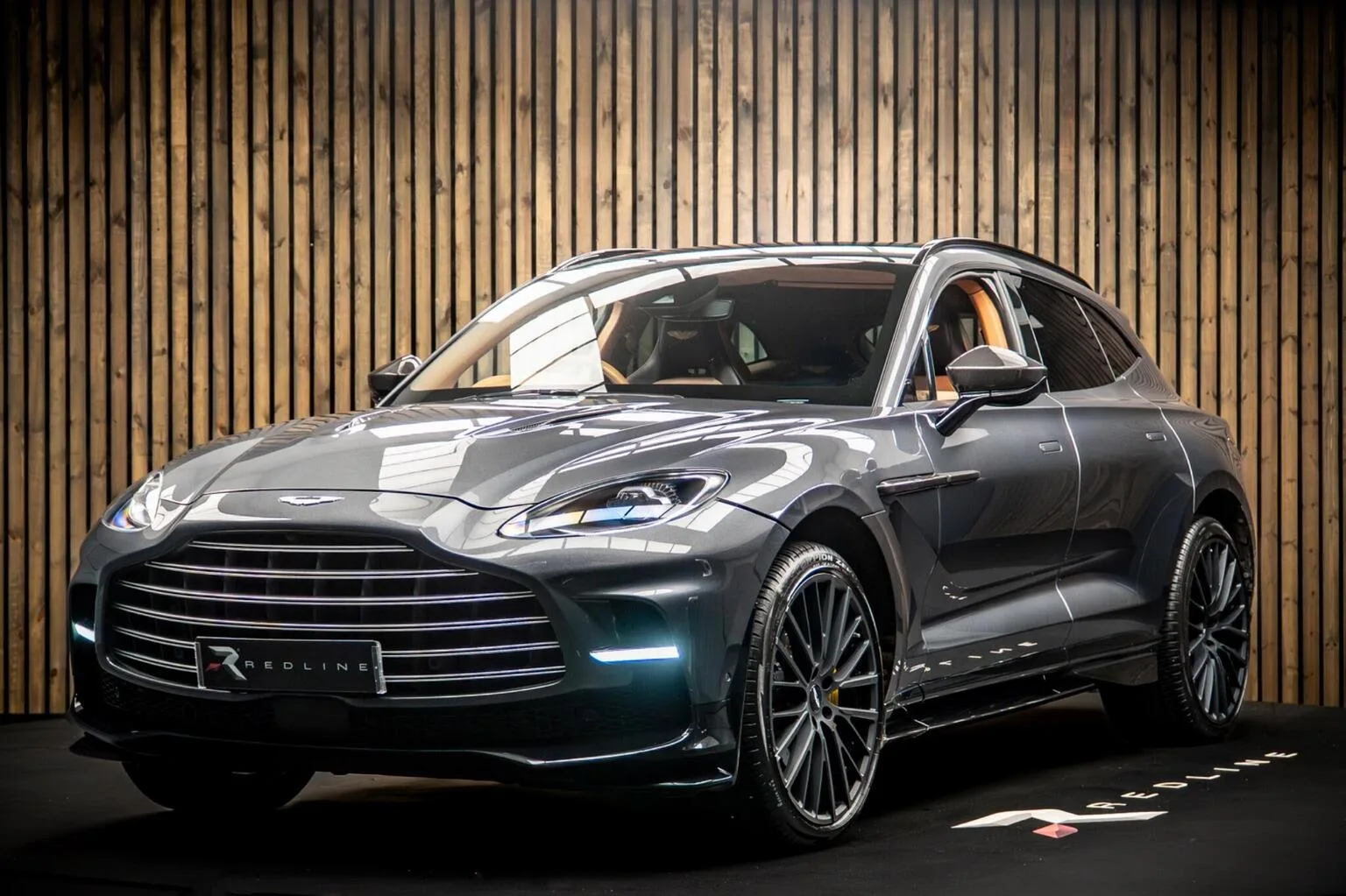 2022 Aston Martin DBX 707 angeboten von einem Fachhändler in Knaresborough, Vereinigtes Königreich, Hauptfoto