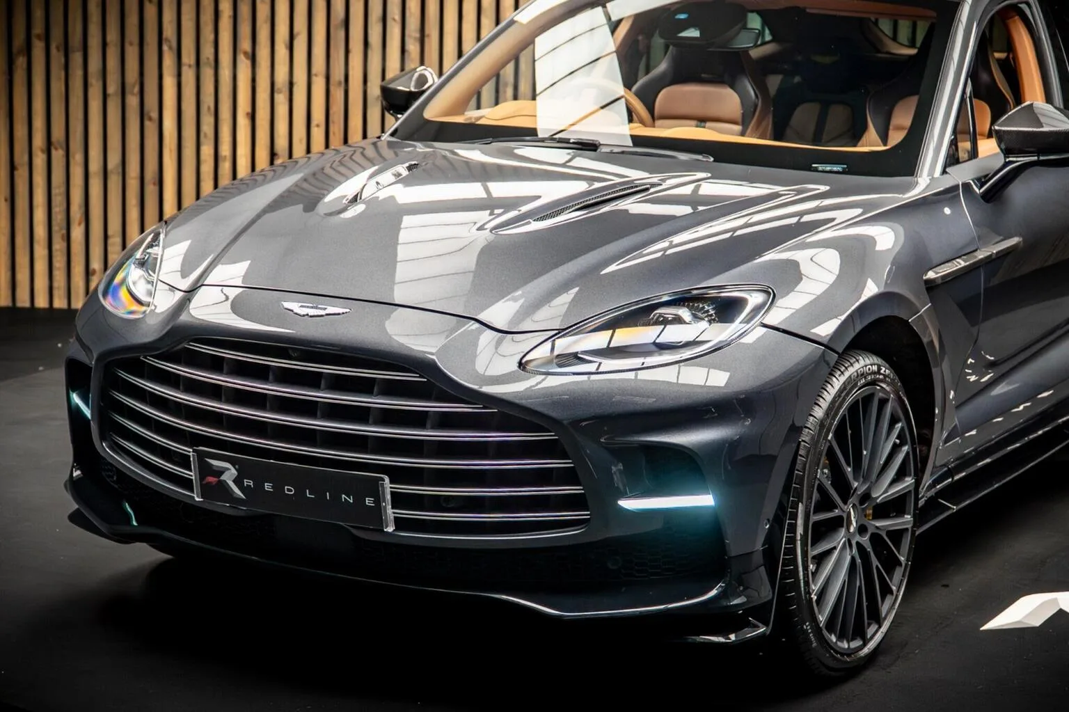 2022 Aston Martin DBX 707, 14/30