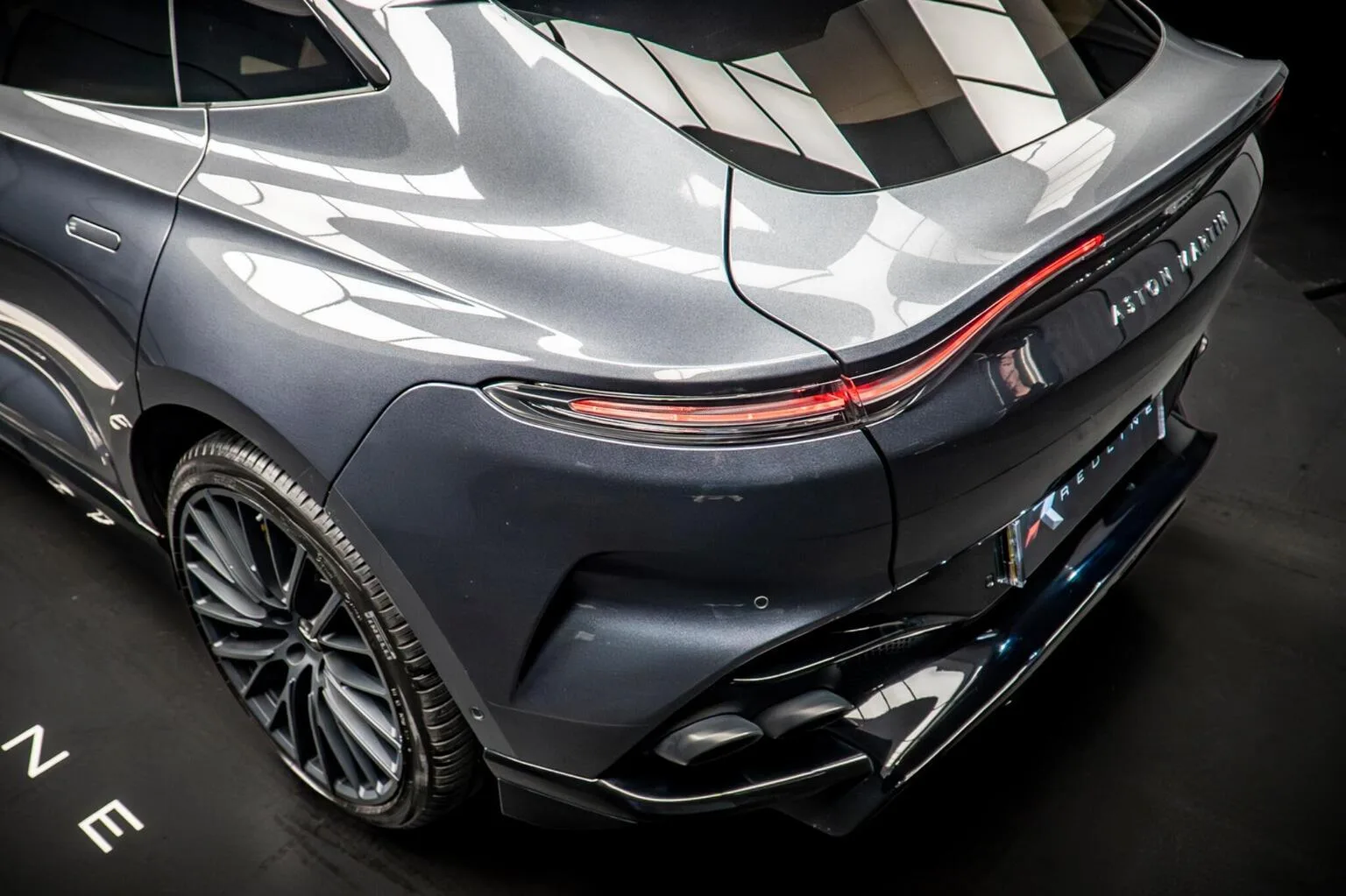2022 Aston Martin DBX 707, 19/30