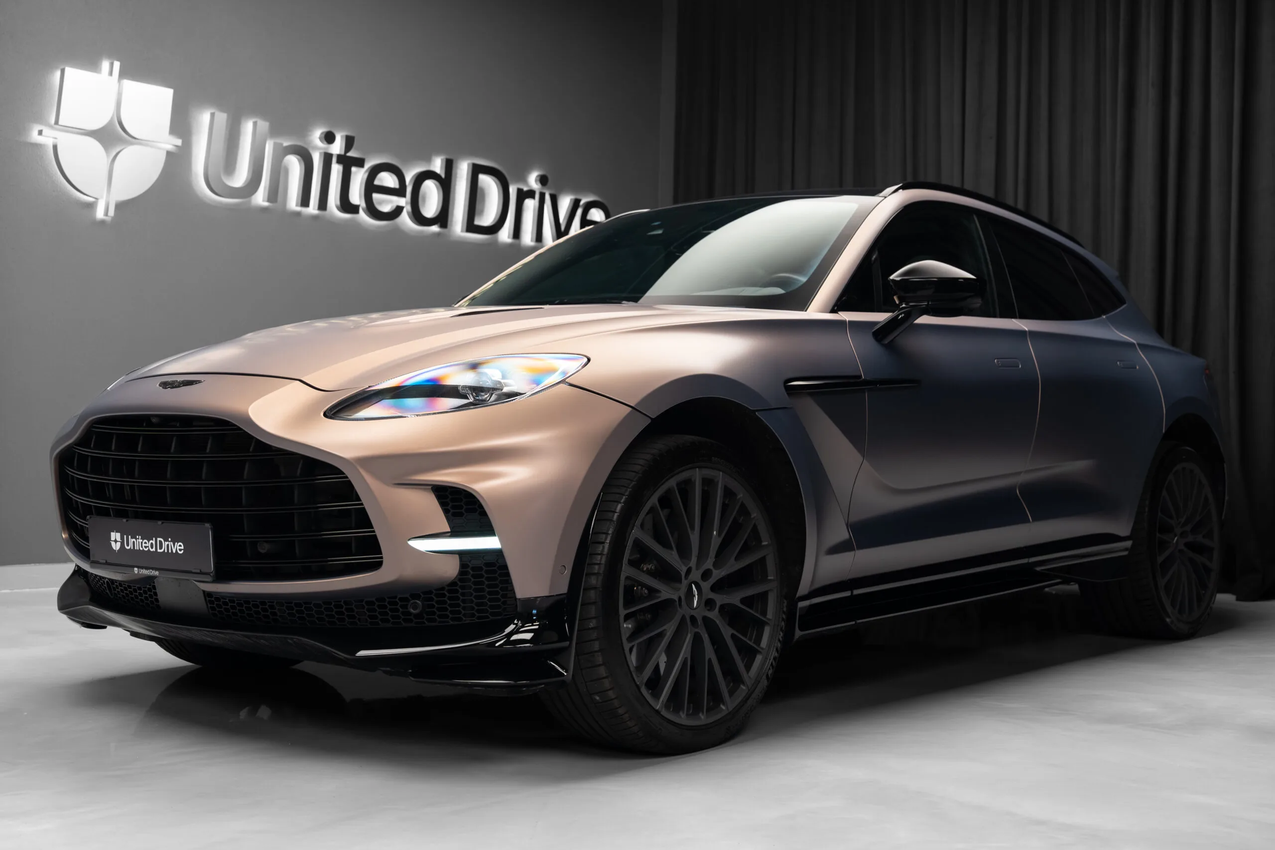 2022 Aston Martin DBX 707 angeboten von einem Fachhändler in Voluntari, Rumänien, Hauptfoto