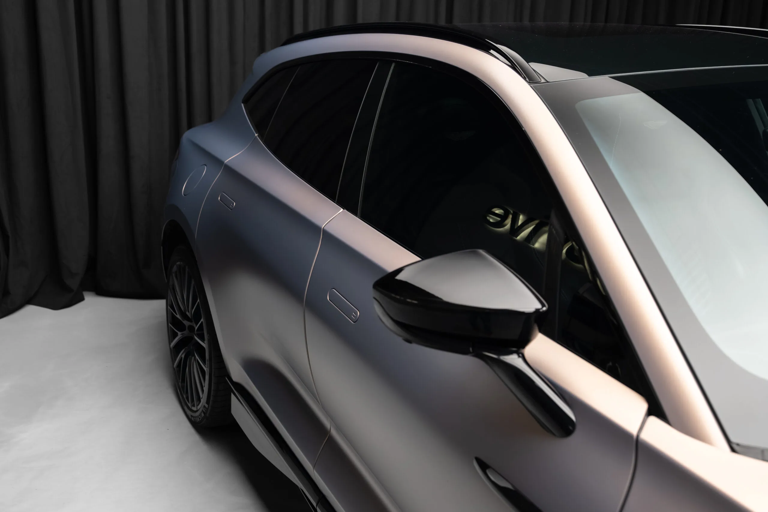 2022 Aston Martin DBX 707, 4/30