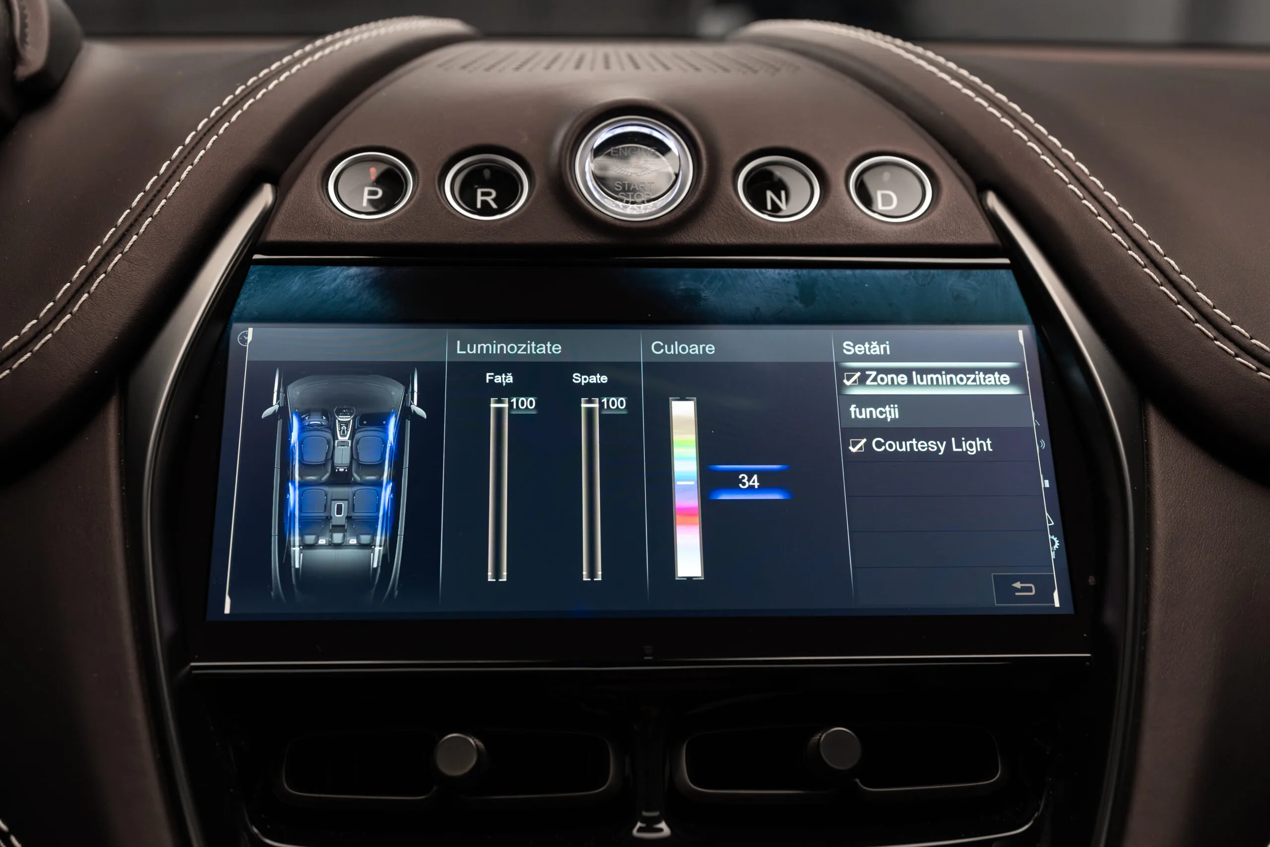 2022 Aston Martin DBX 707, 22/30
